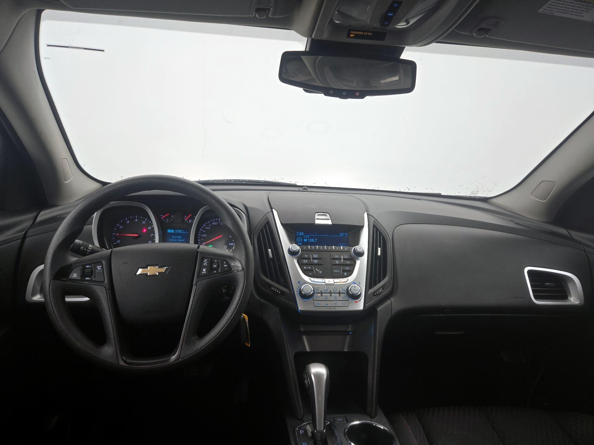 Thumbnail: 2015 Chevrolet Equinox - 9