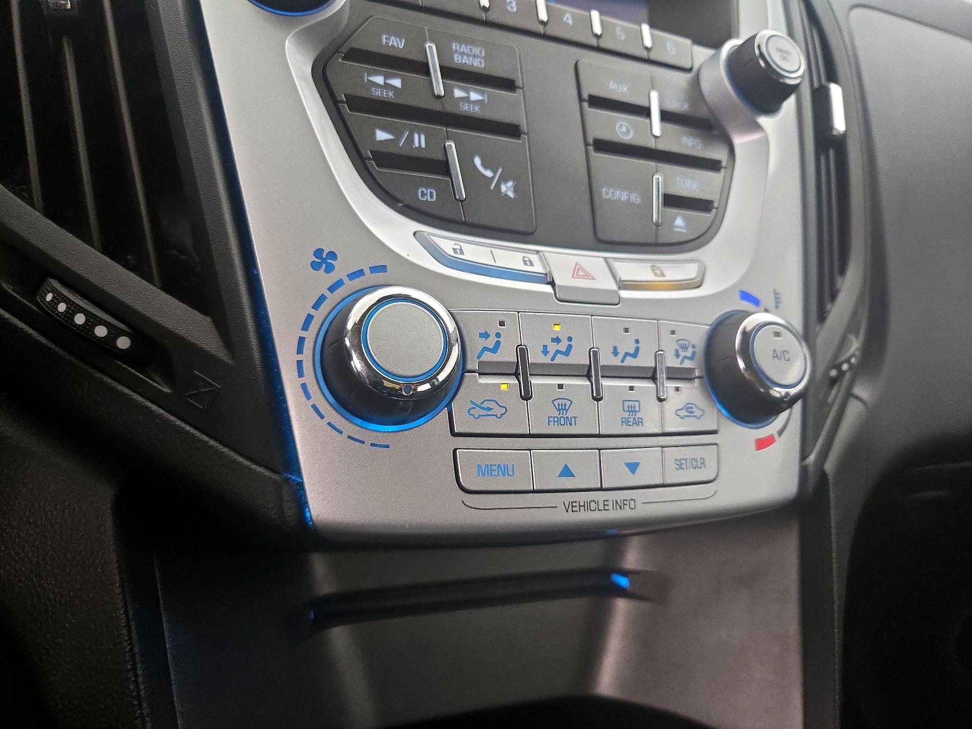 Thumbnail: 2015 Chevrolet Equinox - 15