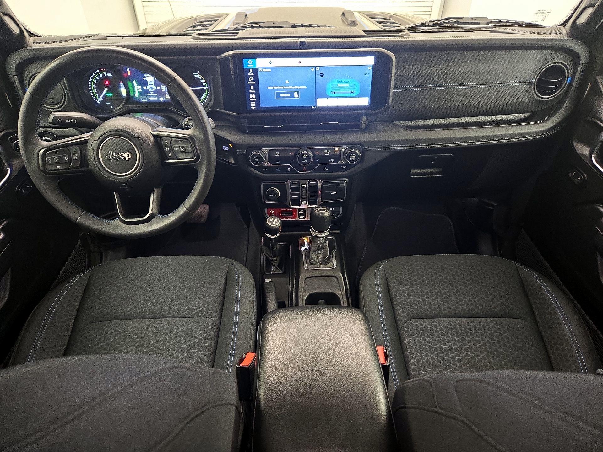 Thumbnail: 2024 Jeep Wrangler - 9