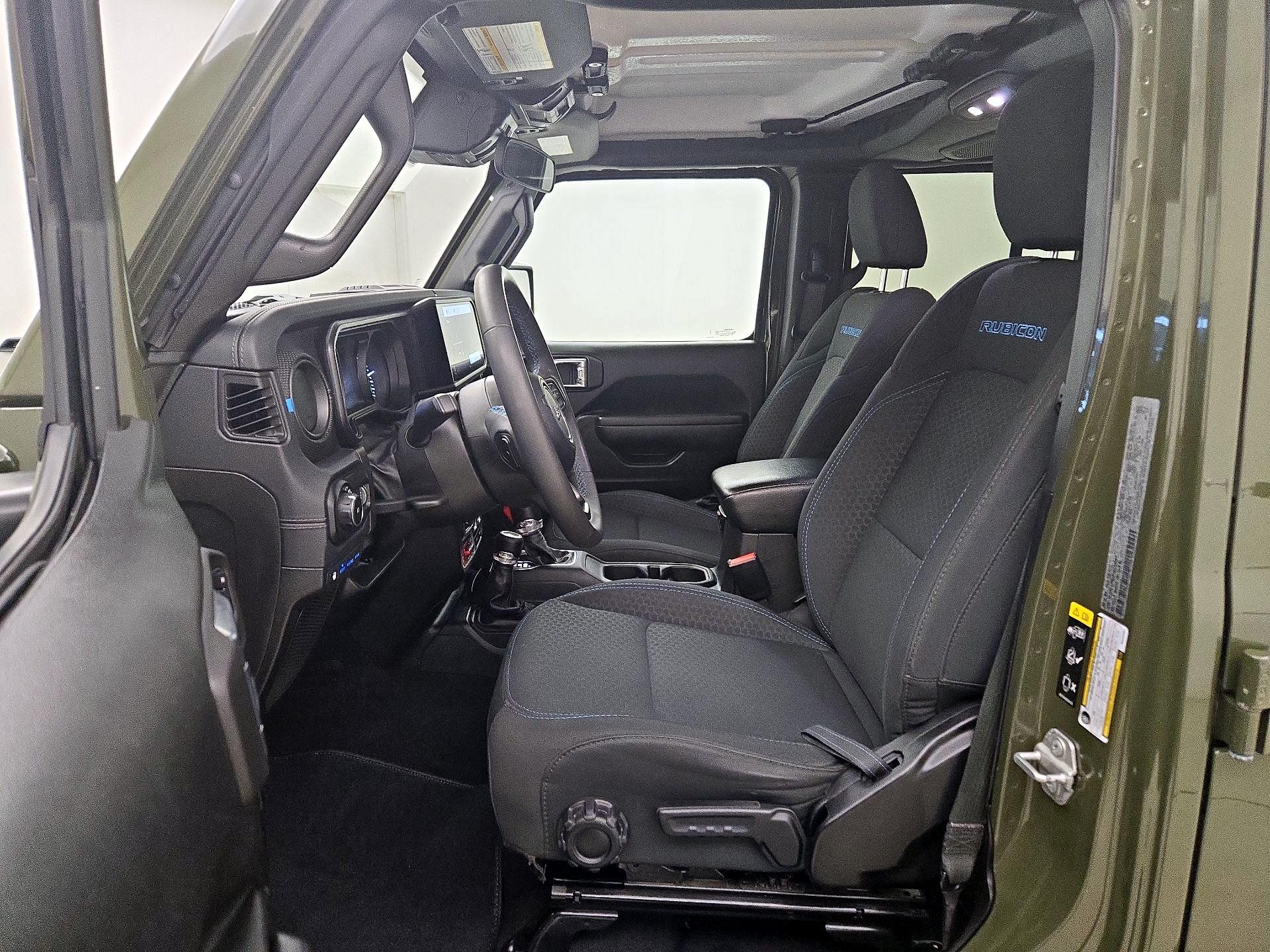 Thumbnail: 2024 Jeep Wrangler - 11