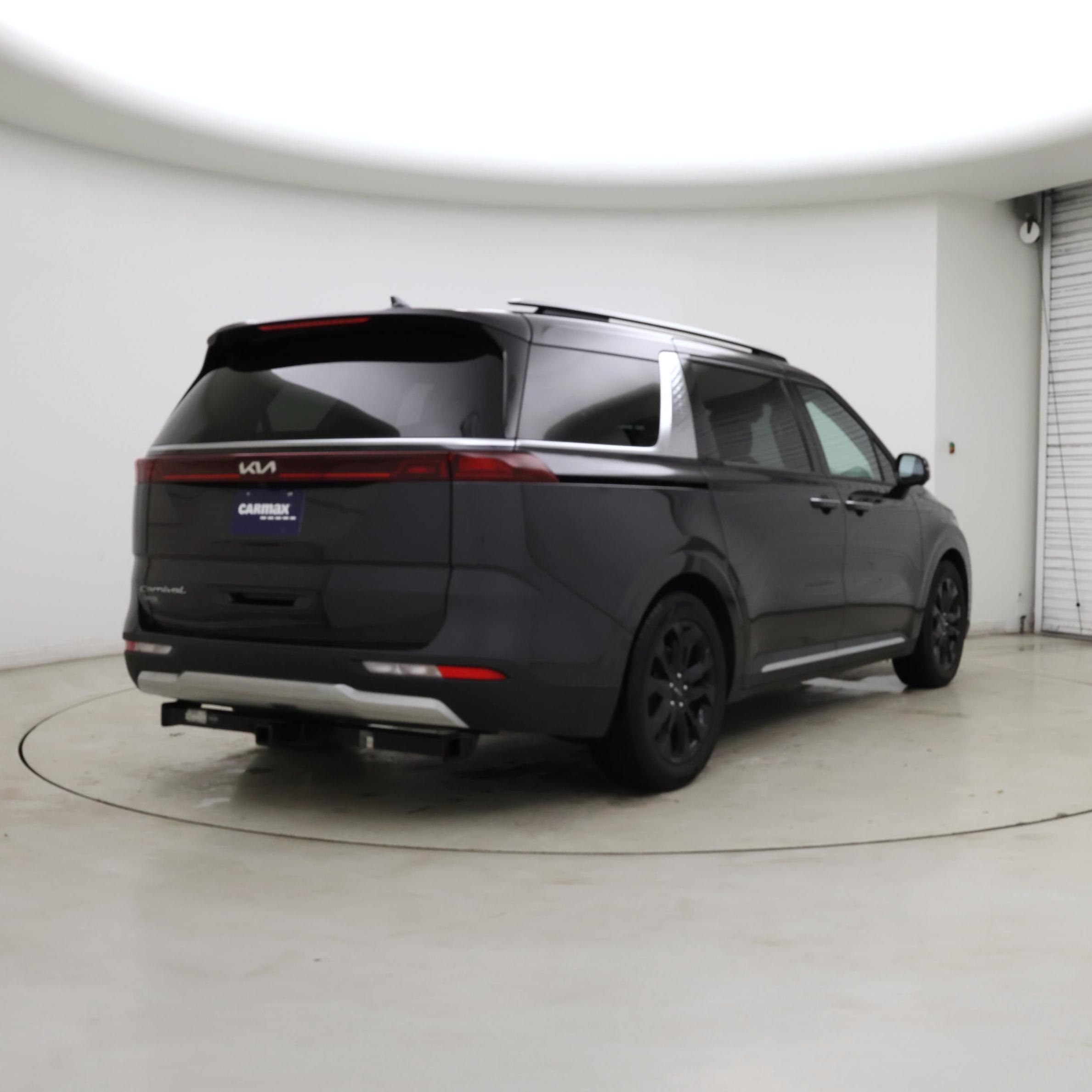 Thumbnail: 2022 Kia Carnival - 8