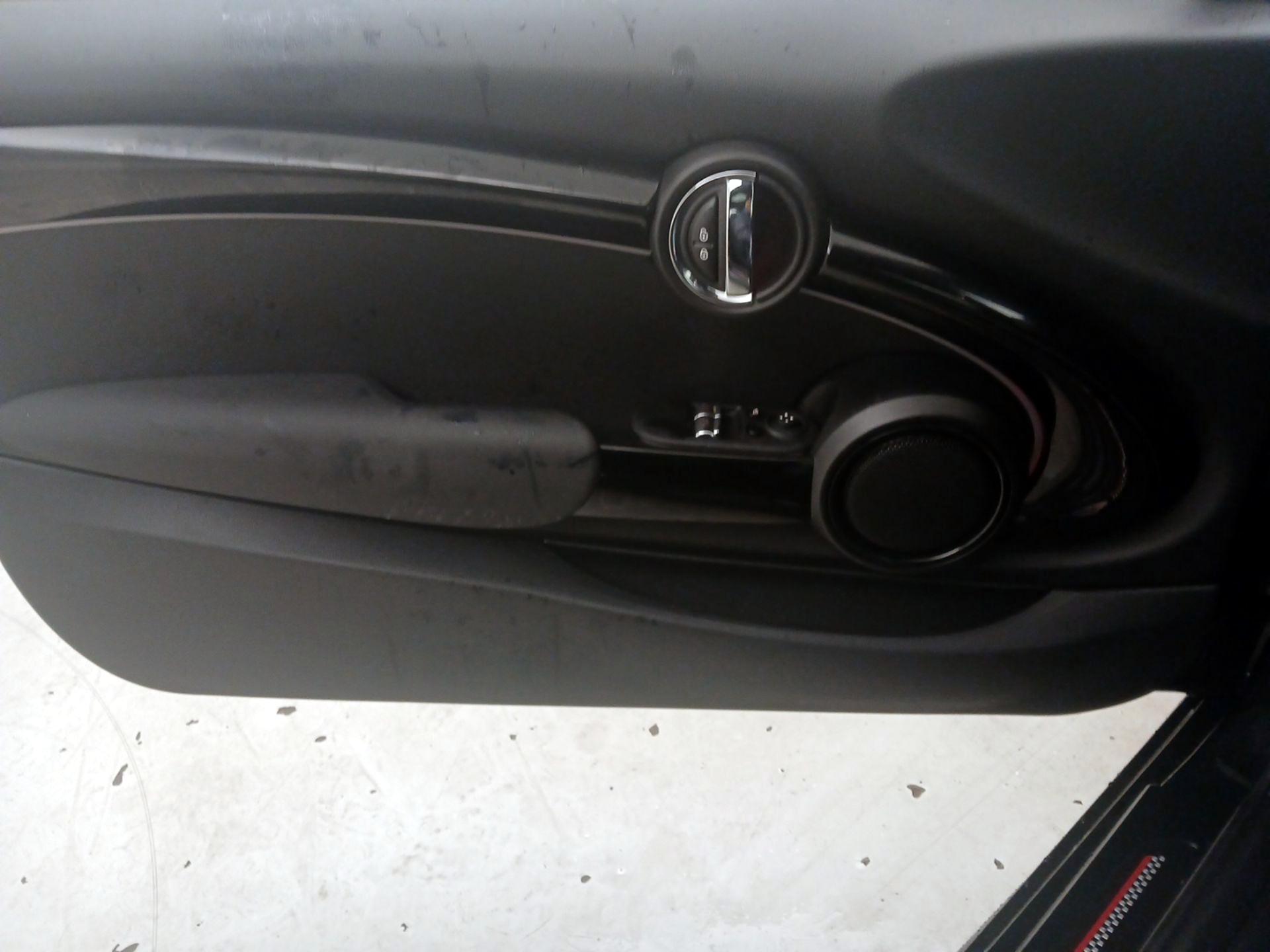 Thumbnail: 2023 MINI Cooper Hardtop - 12