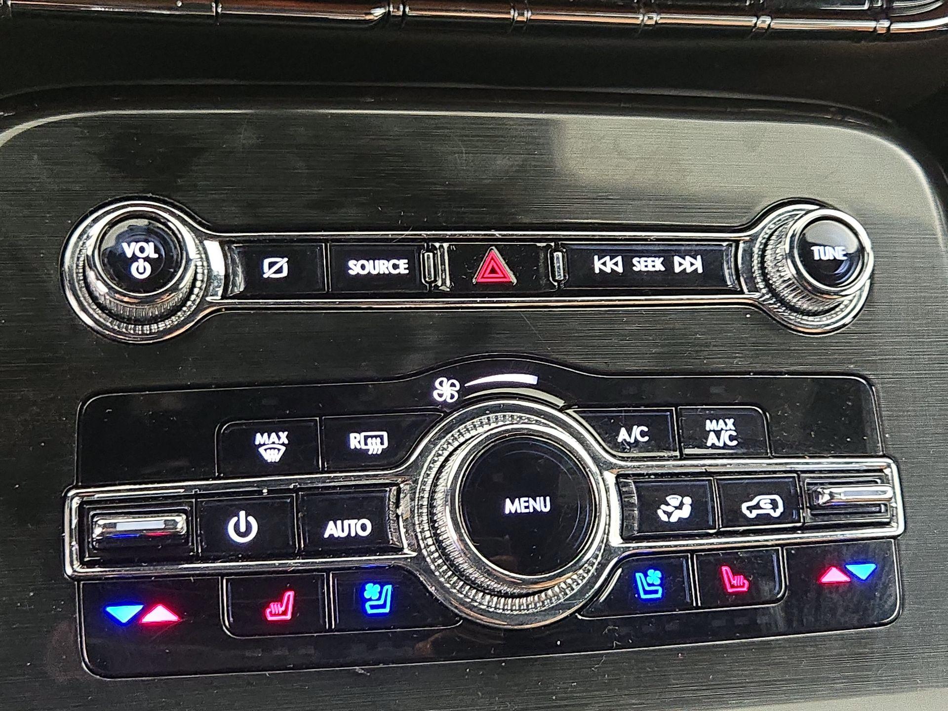 Thumbnail: 2022 Lincoln Nautilus - 17