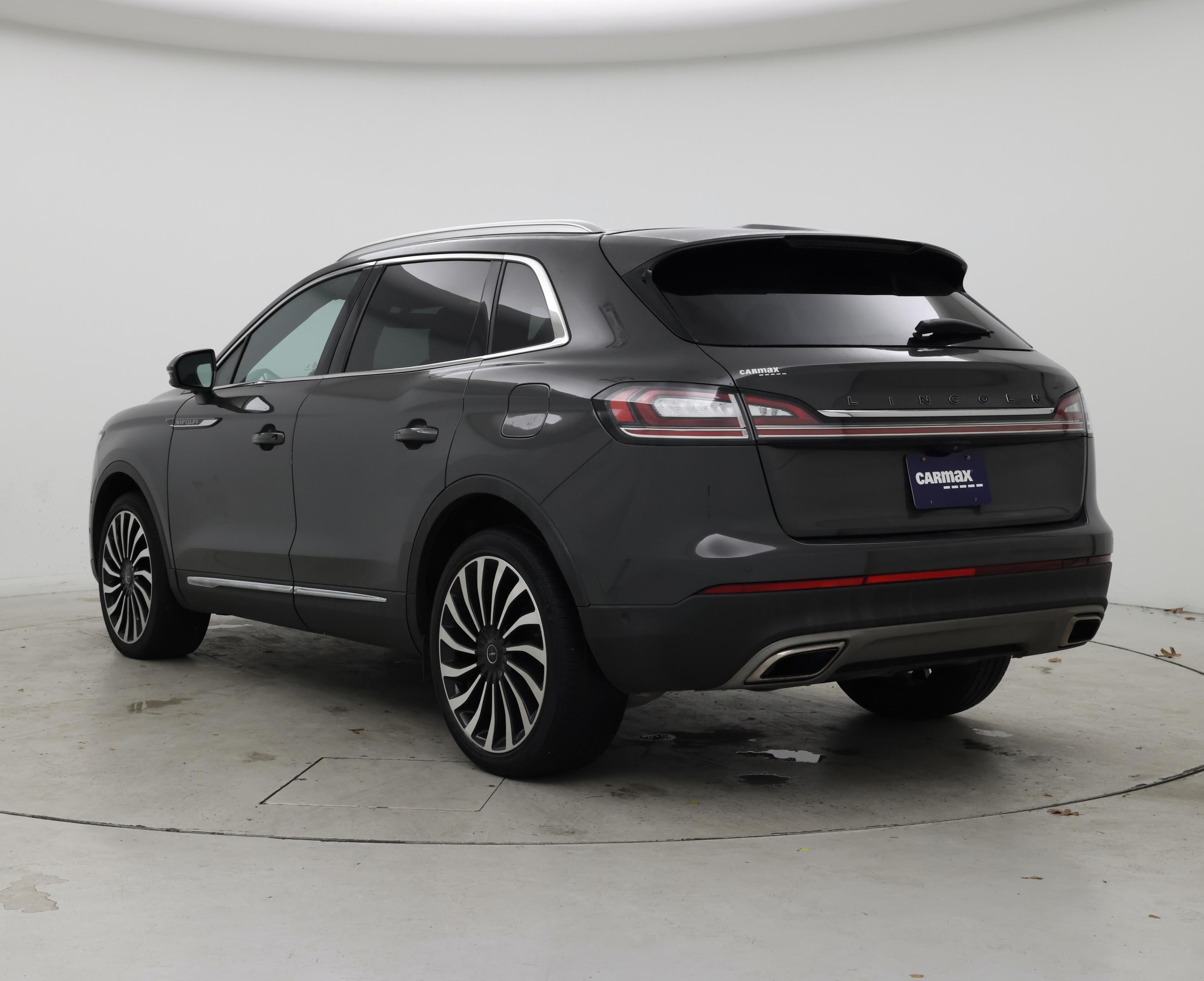 Thumbnail: 2022 Lincoln Nautilus - 2