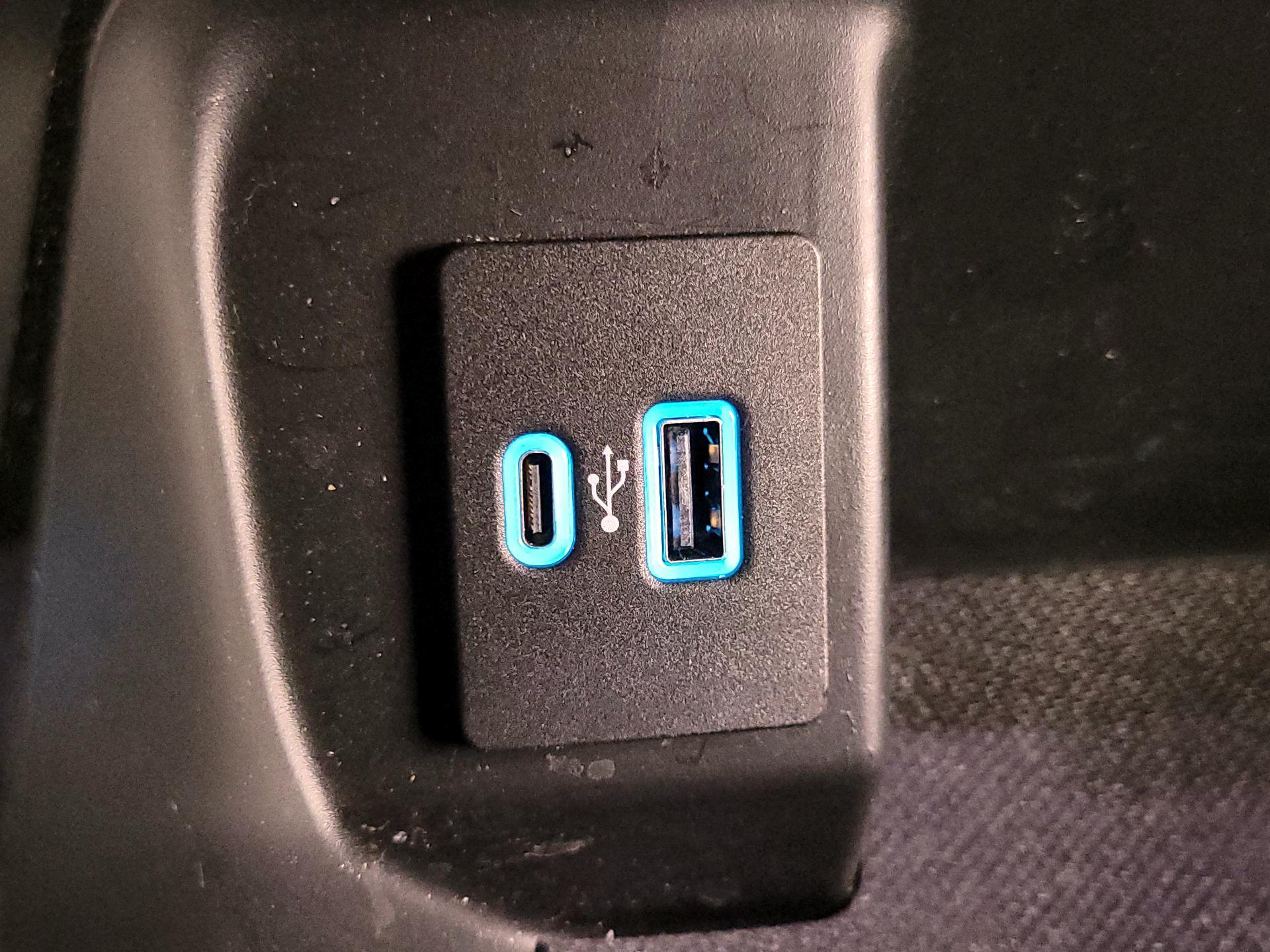 Thumbnail: 2023 Ford F-150 - 19