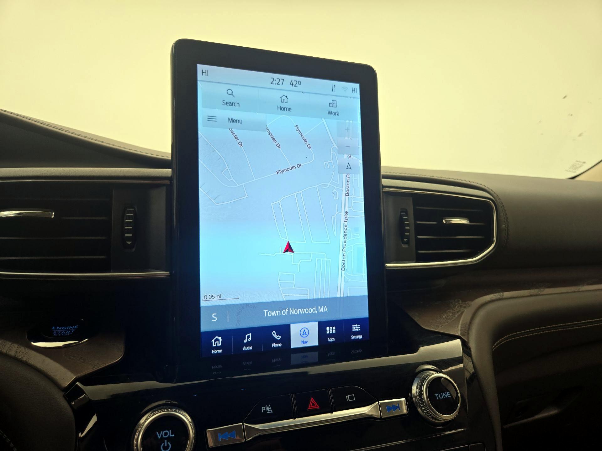 Thumbnail: 2022 Ford Explorer - 14