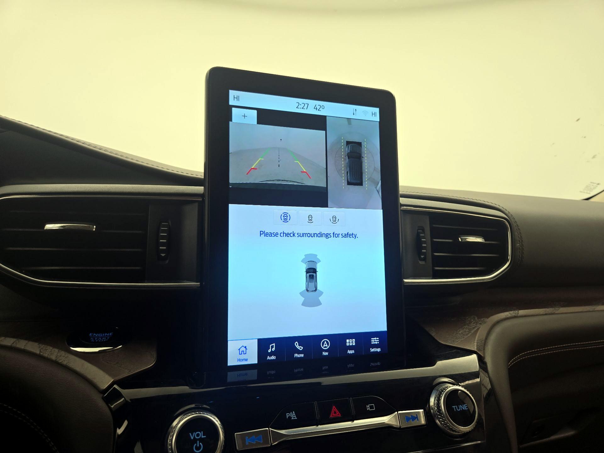 Thumbnail: 2022 Ford Explorer - 15