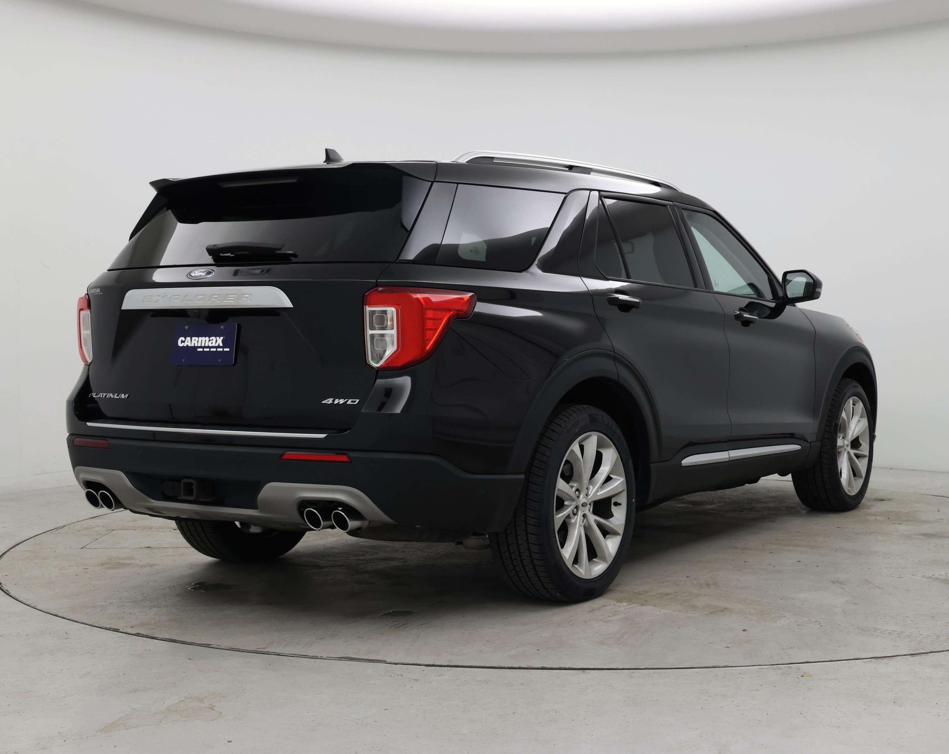 Thumbnail: 2022 Ford Explorer - 8