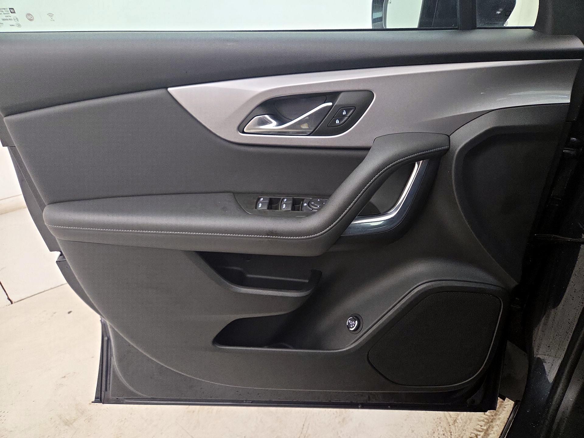 Thumbnail: 2022 Chevrolet Blazer - 12