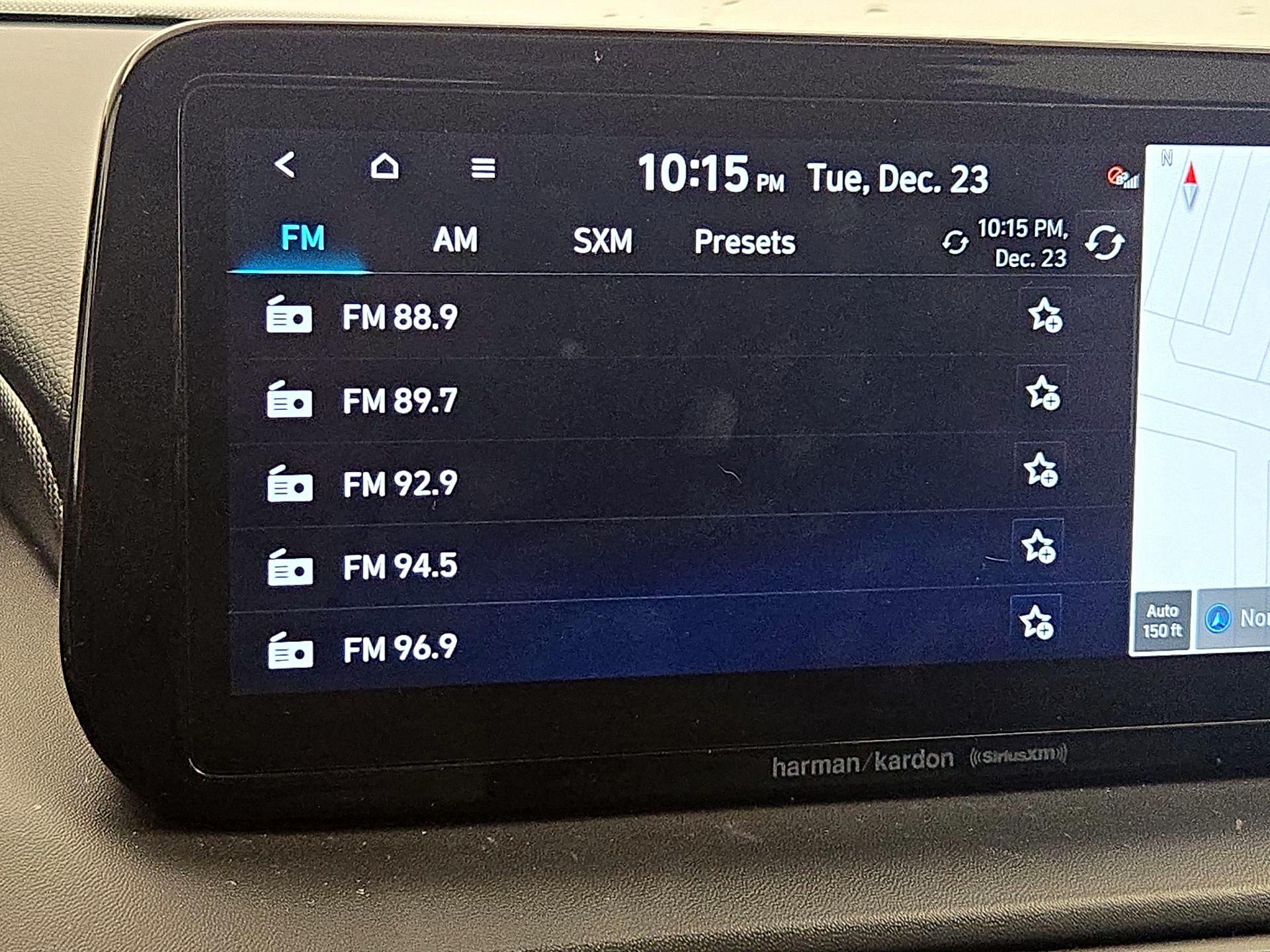 Thumbnail: 2023 Hyundai Santa Fe - 16