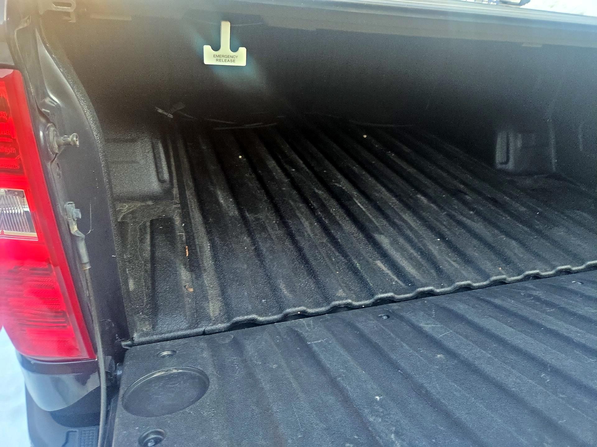 Thumbnail: 2023 Chevrolet Silverado 1500 - 18