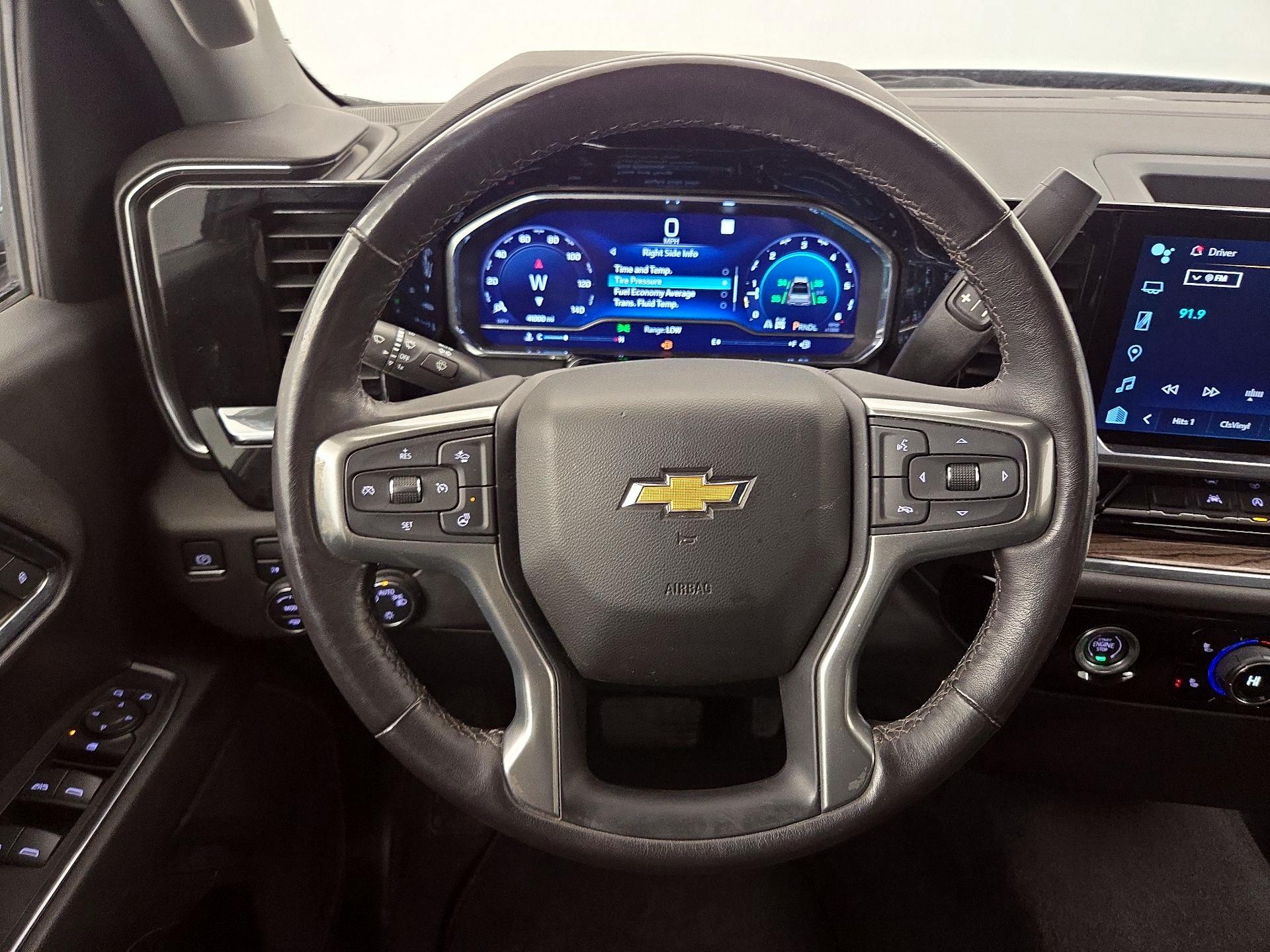 Thumbnail: 2022 Chevrolet Silverado 1500 - 10