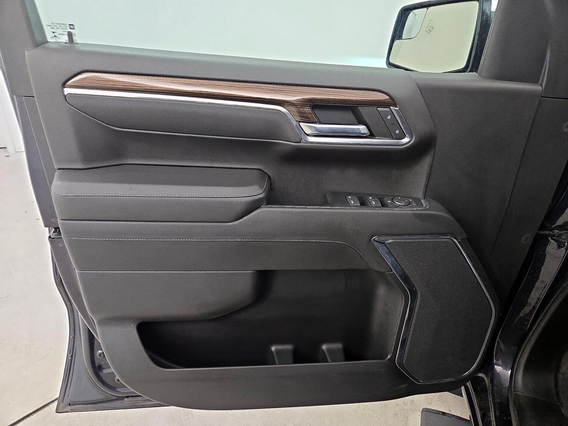 Thumbnail: 2022 Chevrolet Silverado 1500 - 12