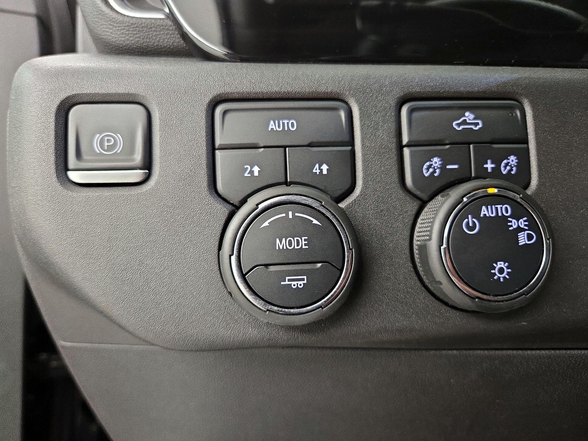 Thumbnail: 2023 Chevrolet Silverado 1500 - 13