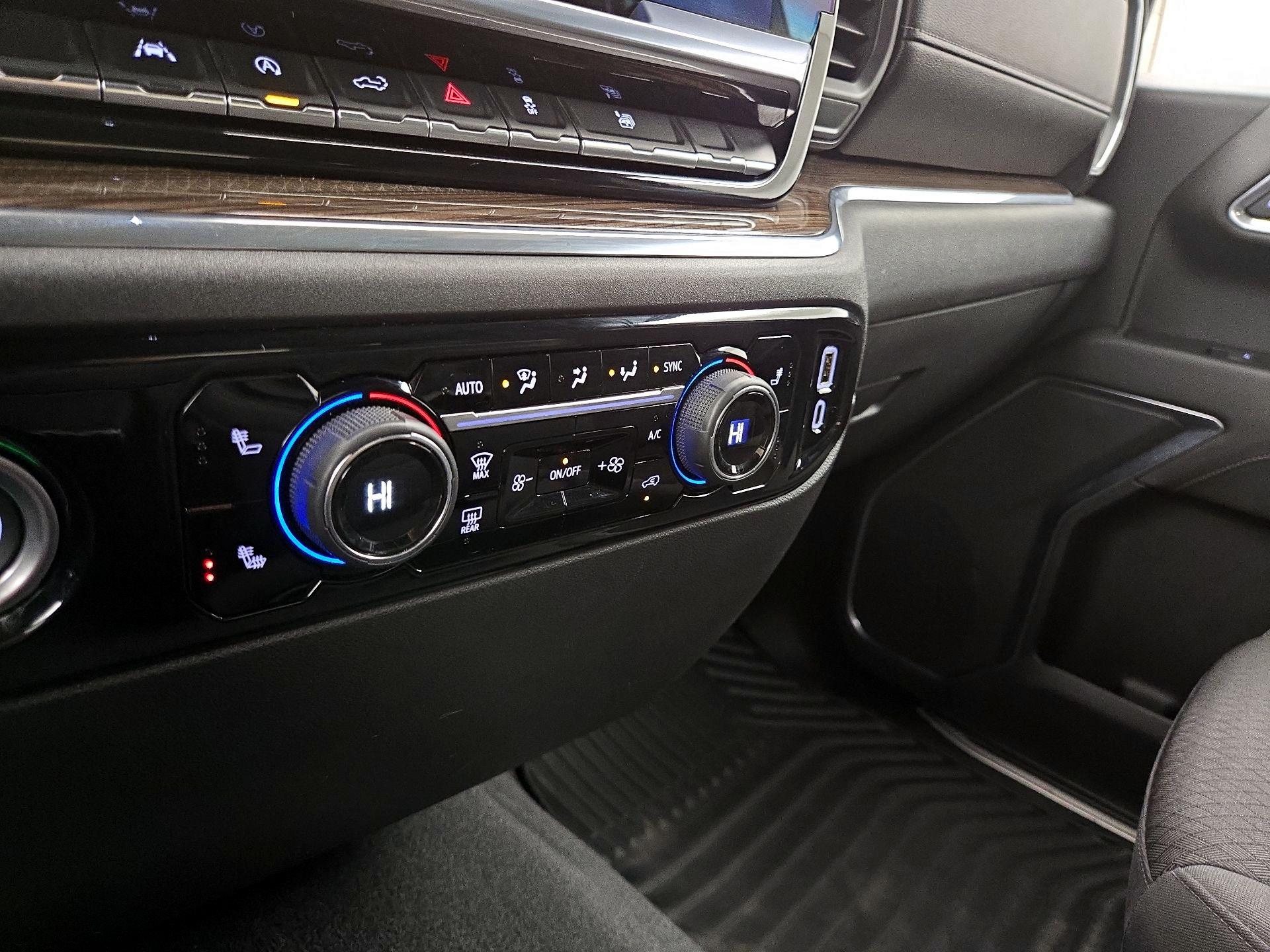 Thumbnail: 2023 Chevrolet Silverado 1500 - 16