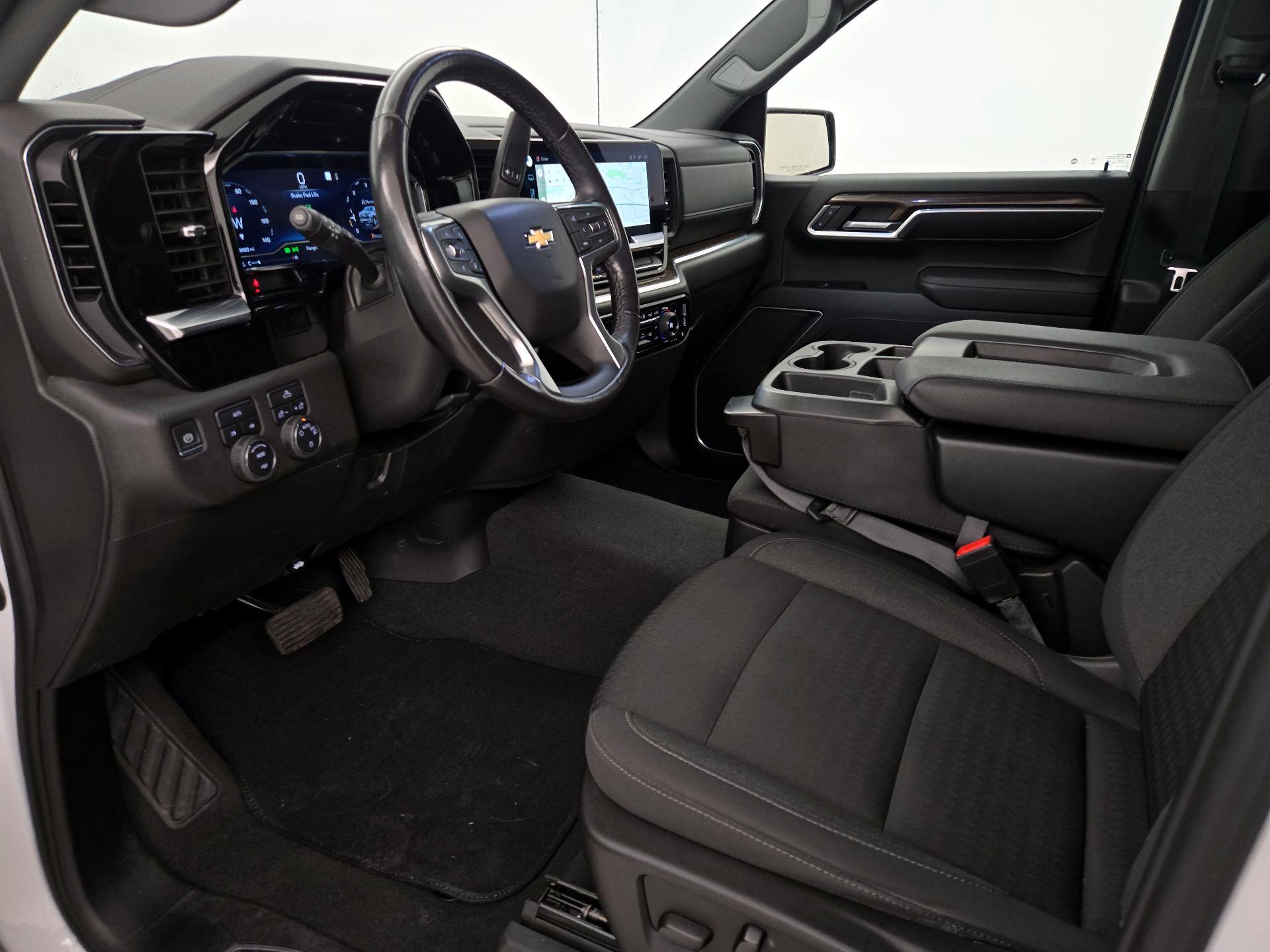 Thumbnail: 2022 Chevrolet Silverado 1500 - 11