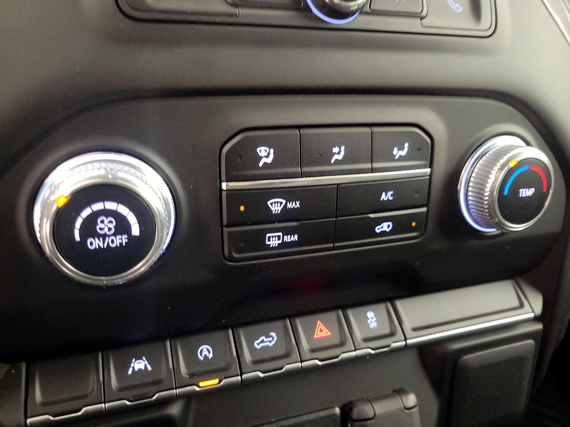 Thumbnail: 2022 GMC Sierra 1500 - 16