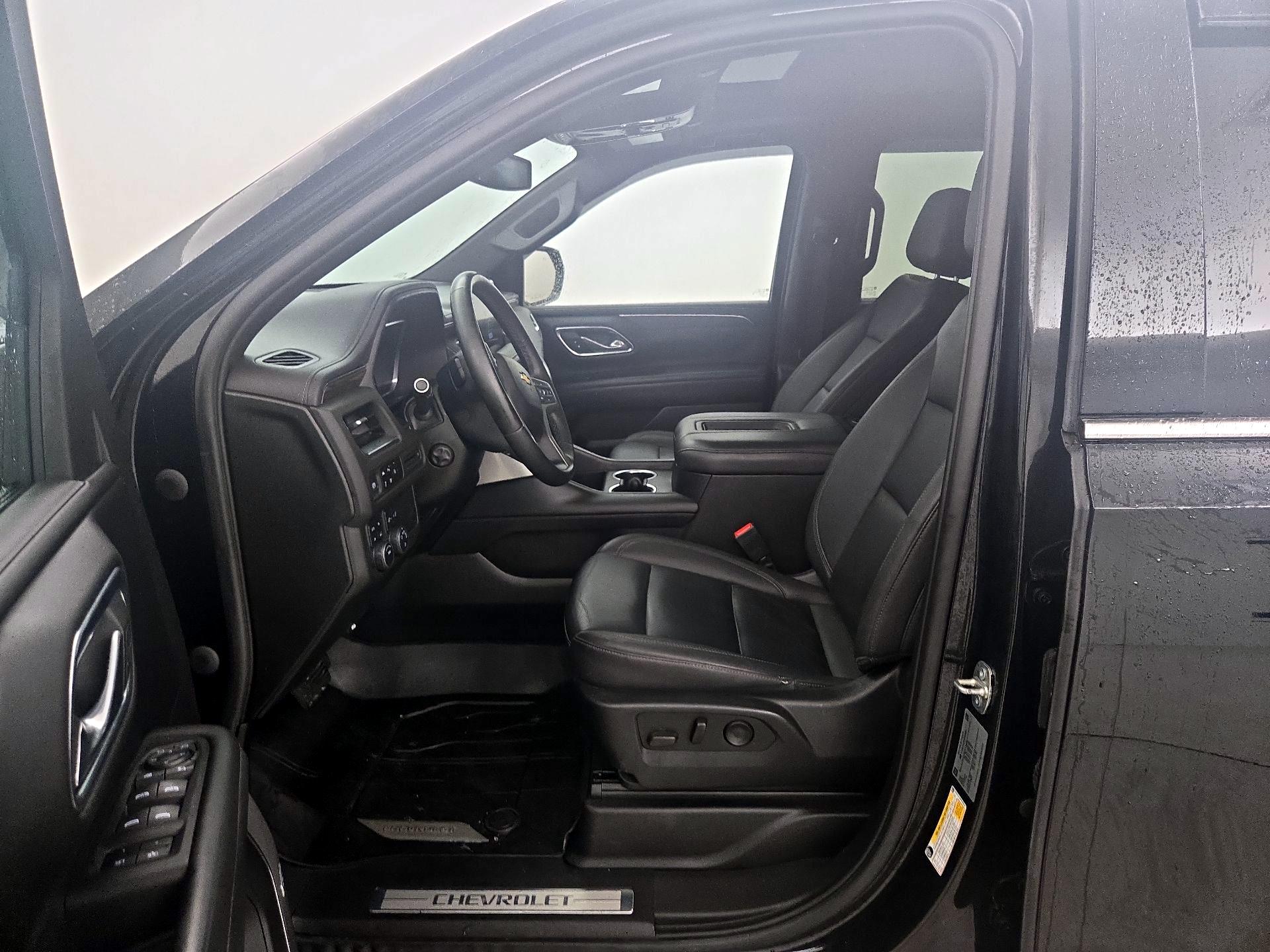 Thumbnail: 2023 Chevrolet Suburban - 11