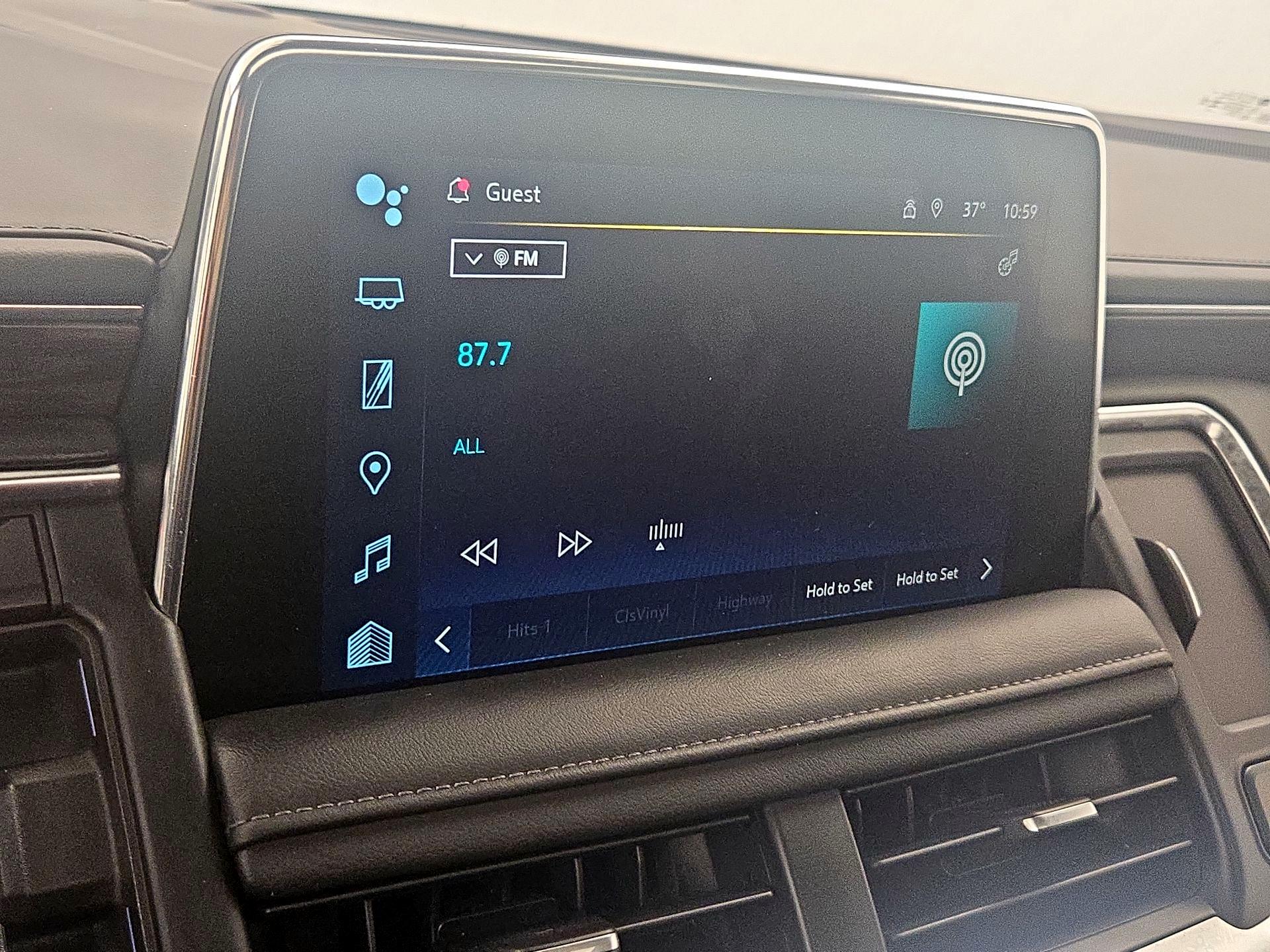 Thumbnail: 2023 Chevrolet Suburban - 15