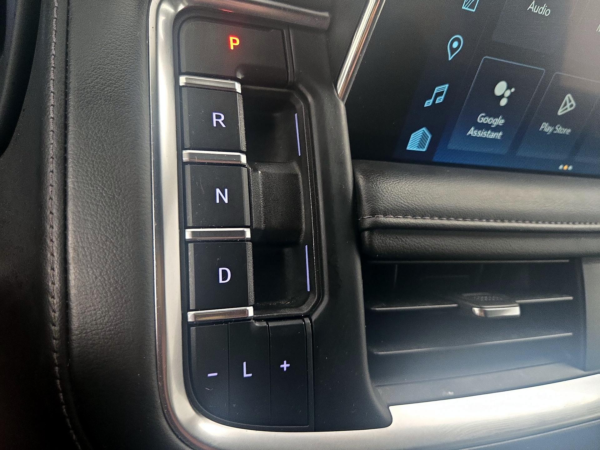 Thumbnail: 2023 Chevrolet Suburban - 17