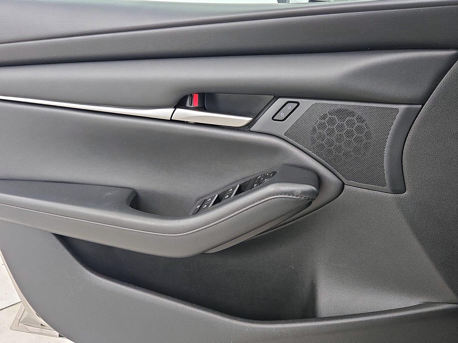 Thumbnail: 2023 Mazda Mazda3 - 12