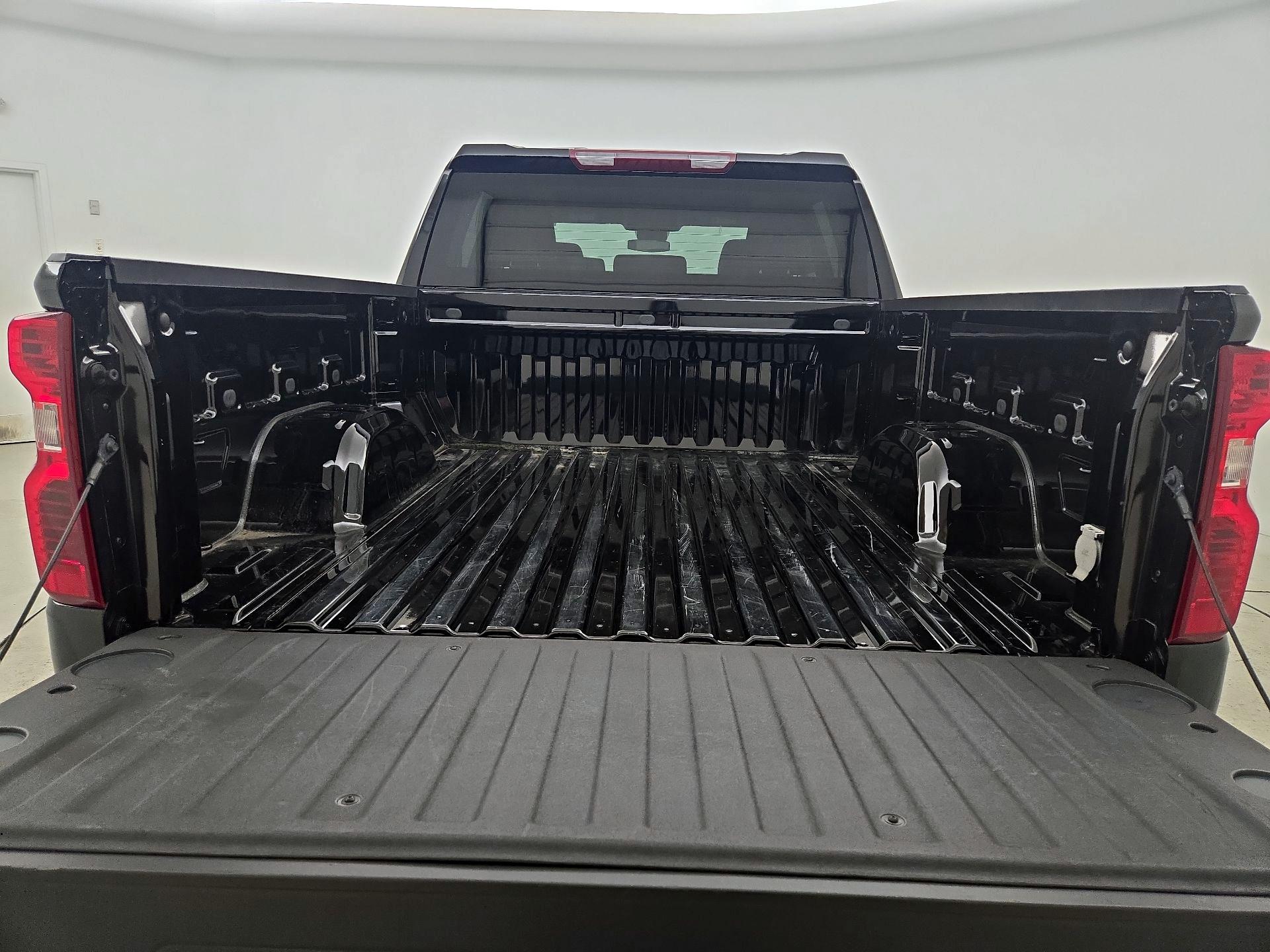 Thumbnail: 2022 Chevrolet Silverado 1500 - 20