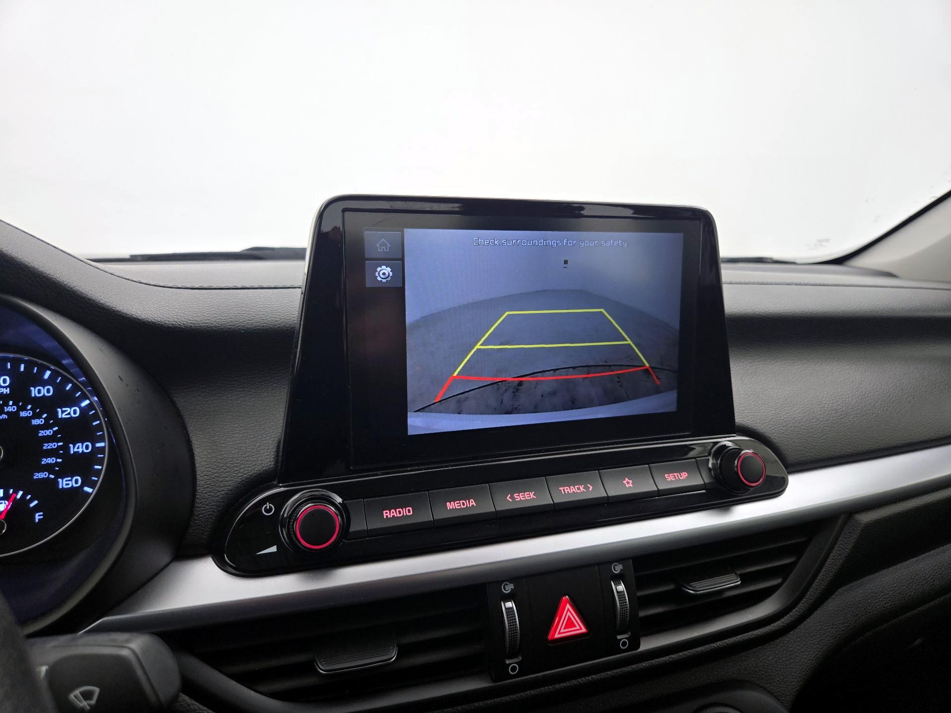 Thumbnail: 2022 Kia Forte - 14