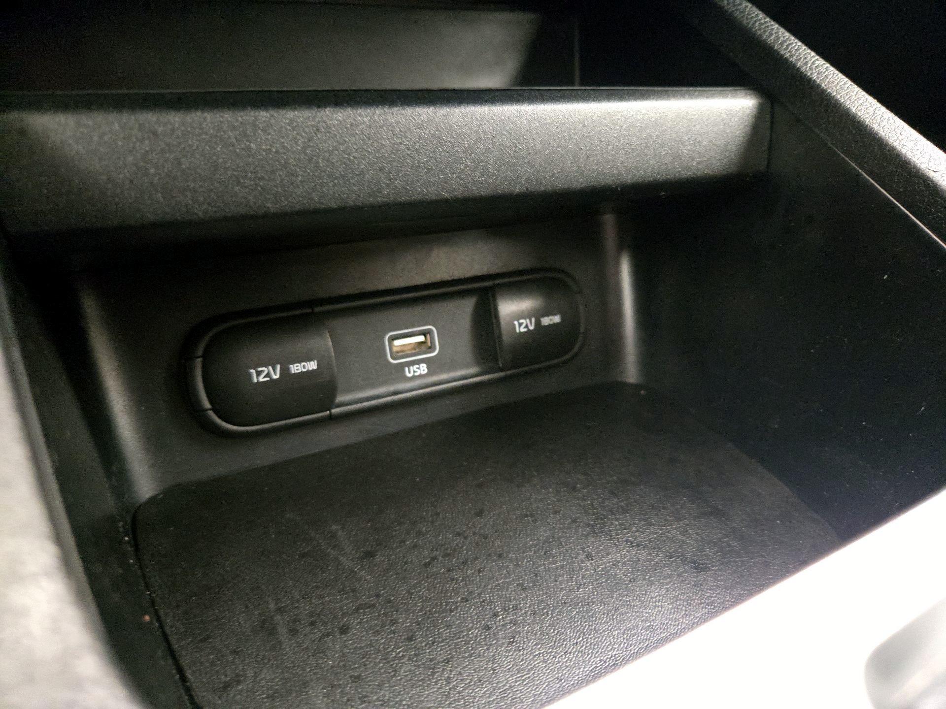 Thumbnail: 2022 Kia Forte - 18