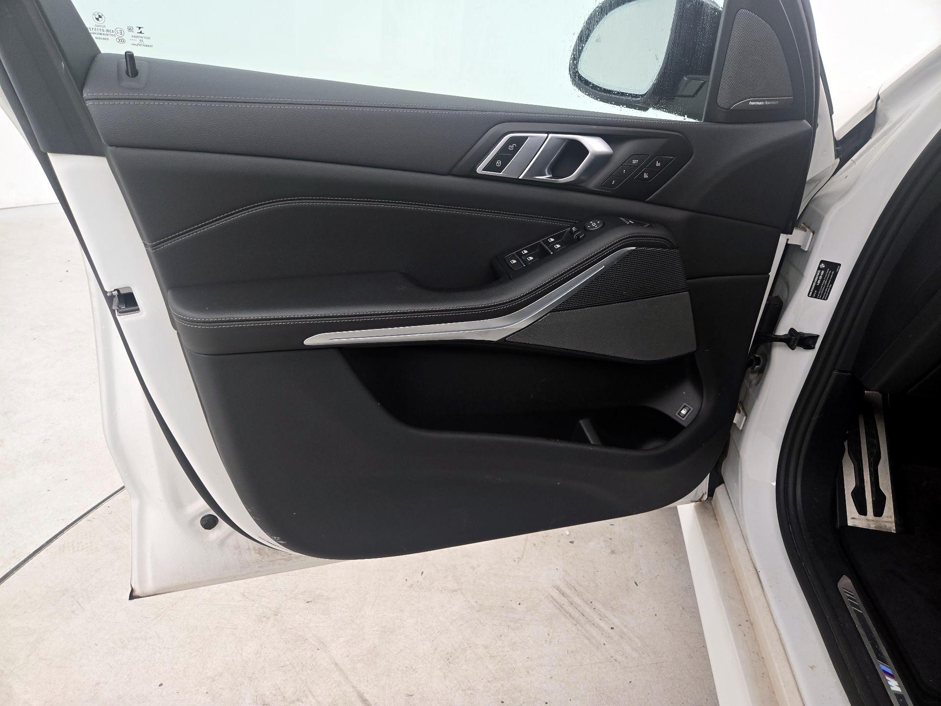 Thumbnail: 2021 BMW X5 - 12