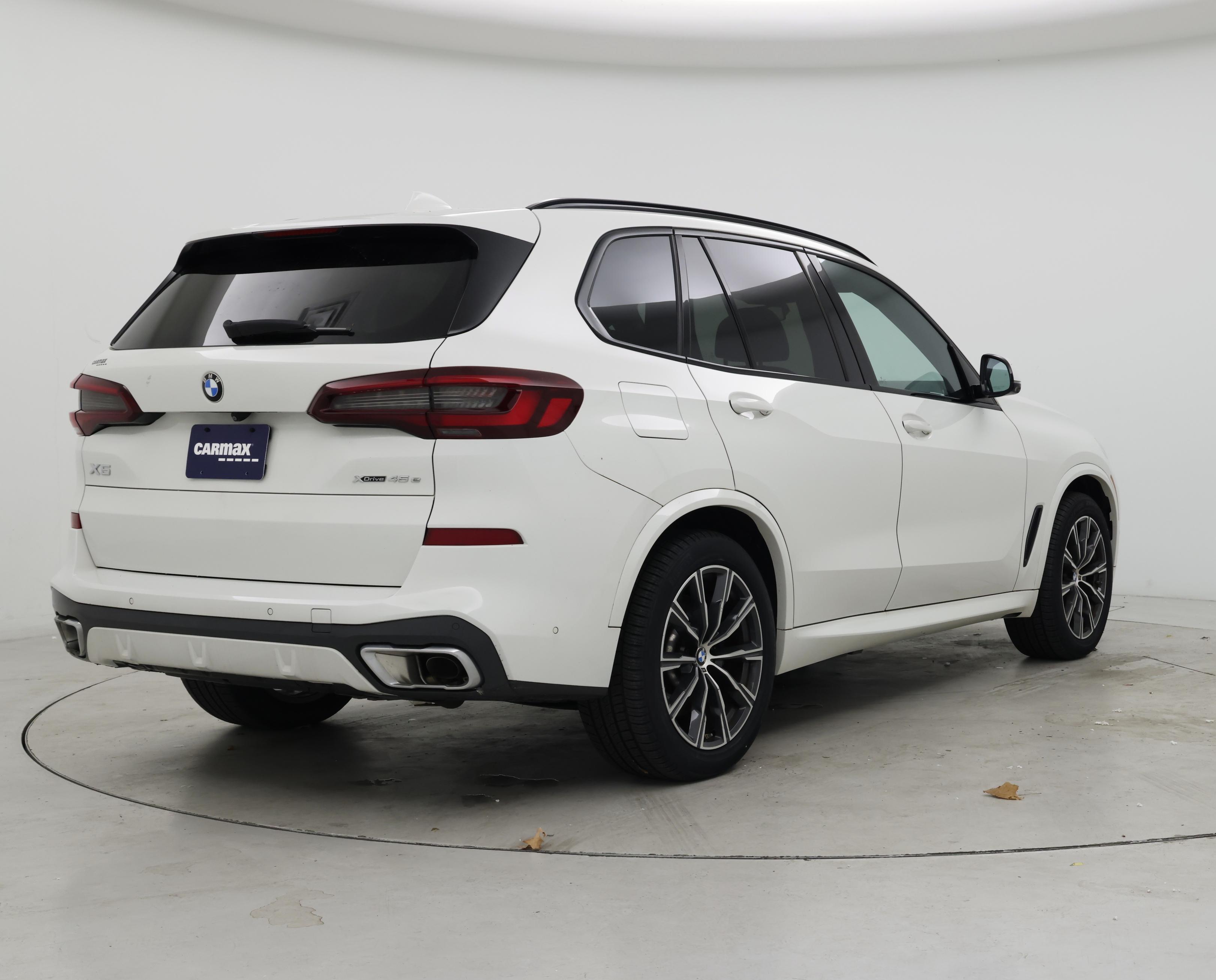 Thumbnail: 2021 BMW X5 - 8