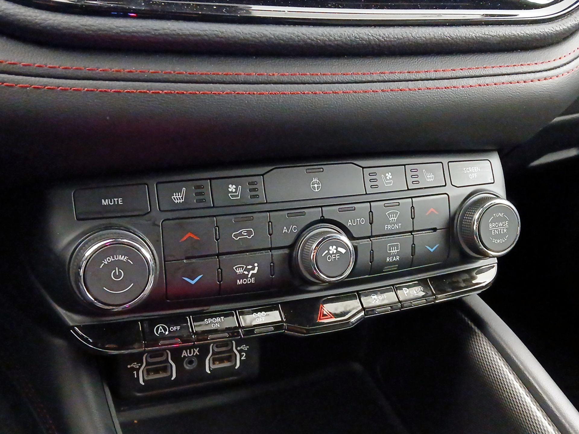 Thumbnail: 2023 Dodge Durango - 17