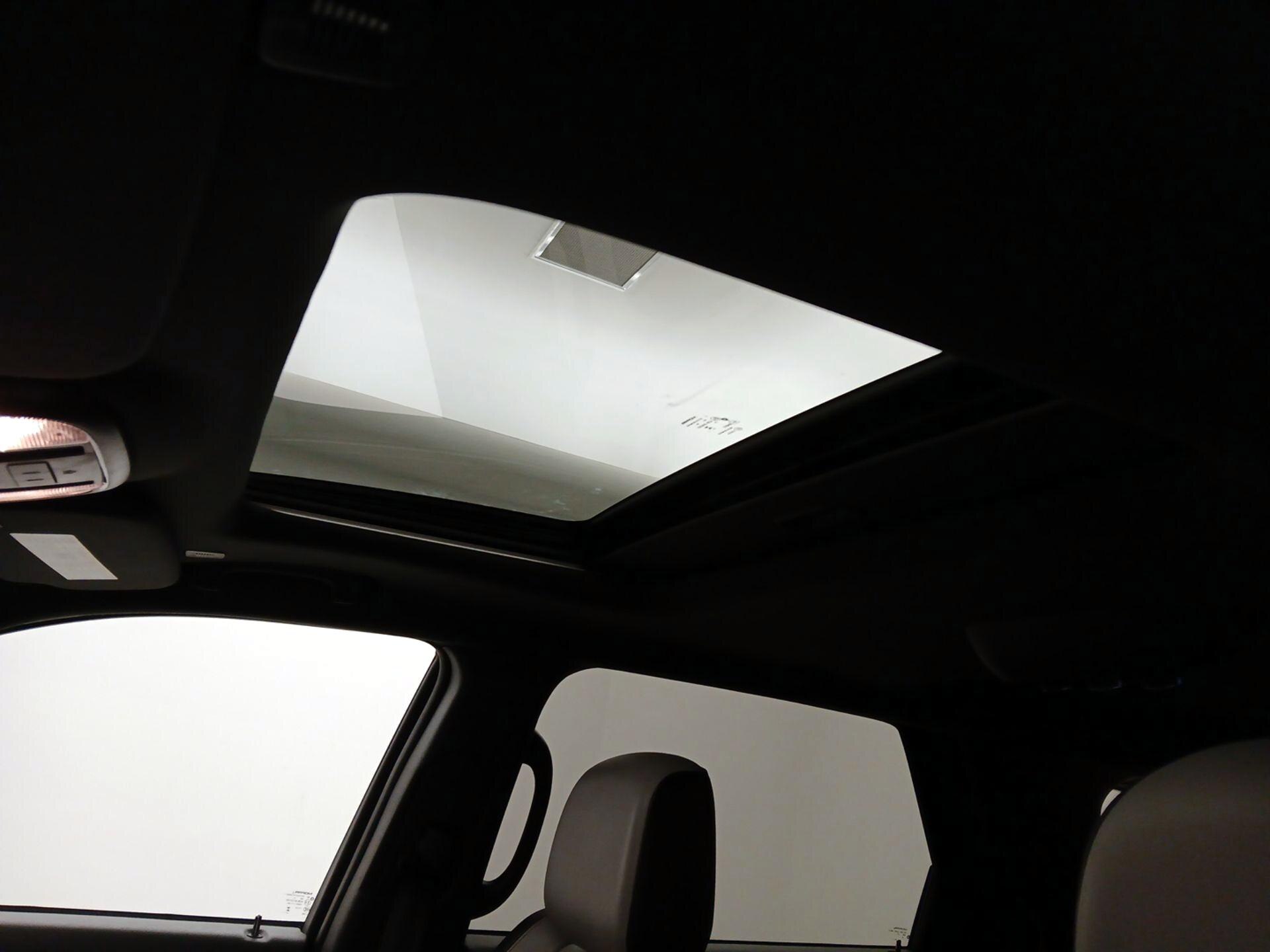 Thumbnail: 2023 Dodge Durango - 20