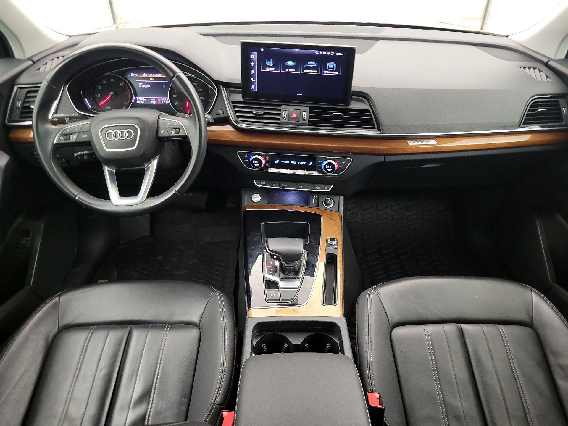 Thumbnail: 2023 Audi Q5 - 9