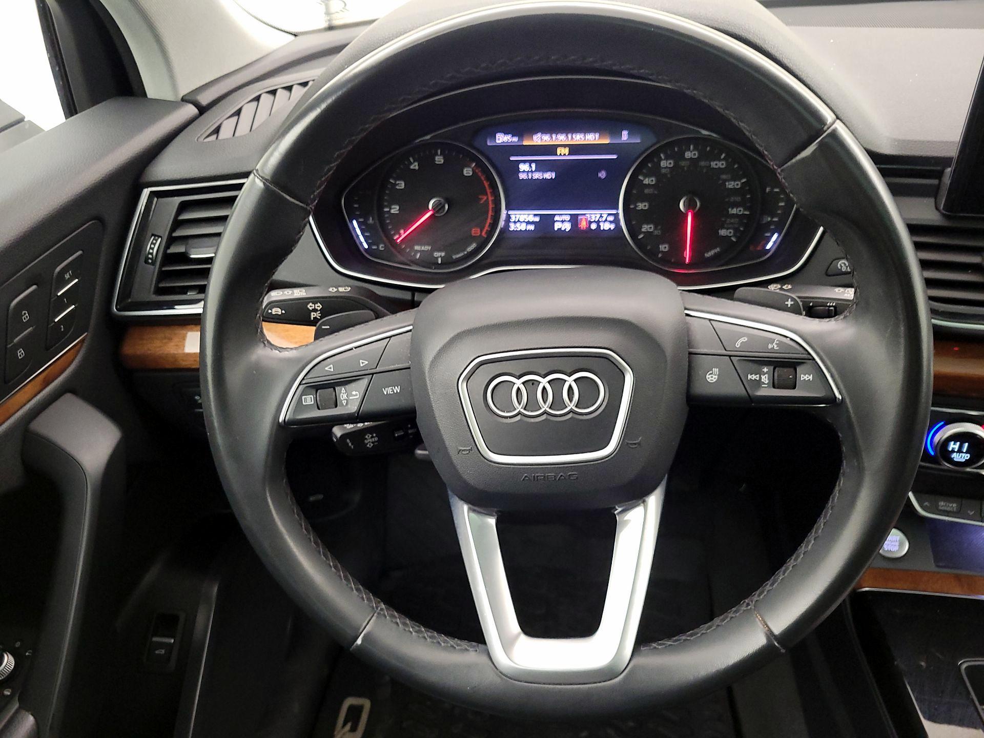 Thumbnail: 2023 Audi Q5 - 10