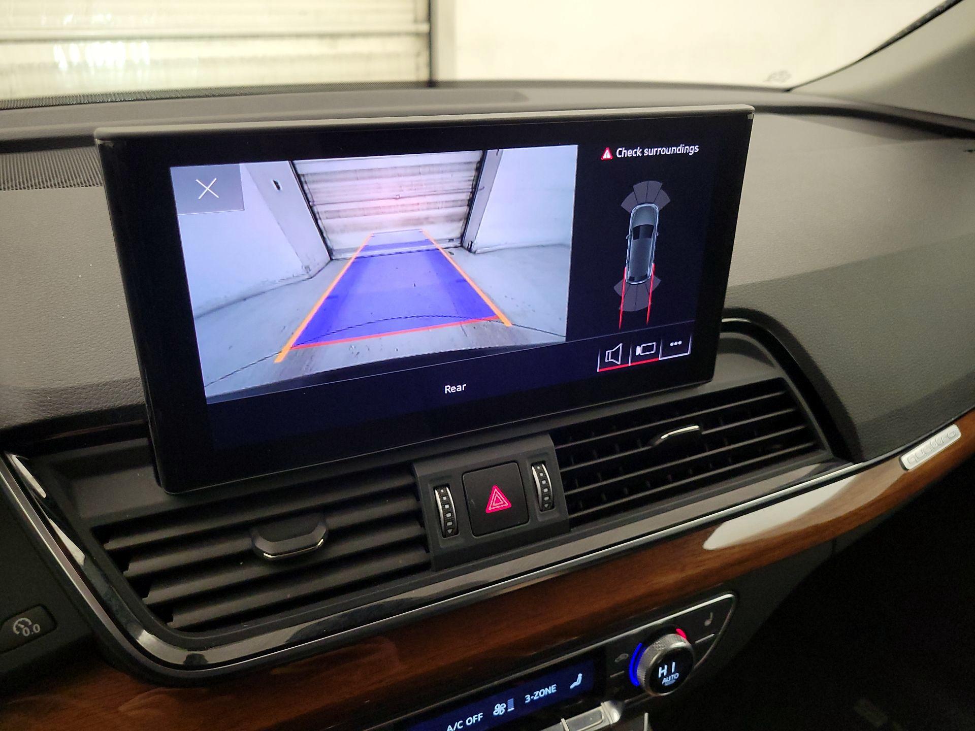 Thumbnail: 2023 Audi Q5 - 14