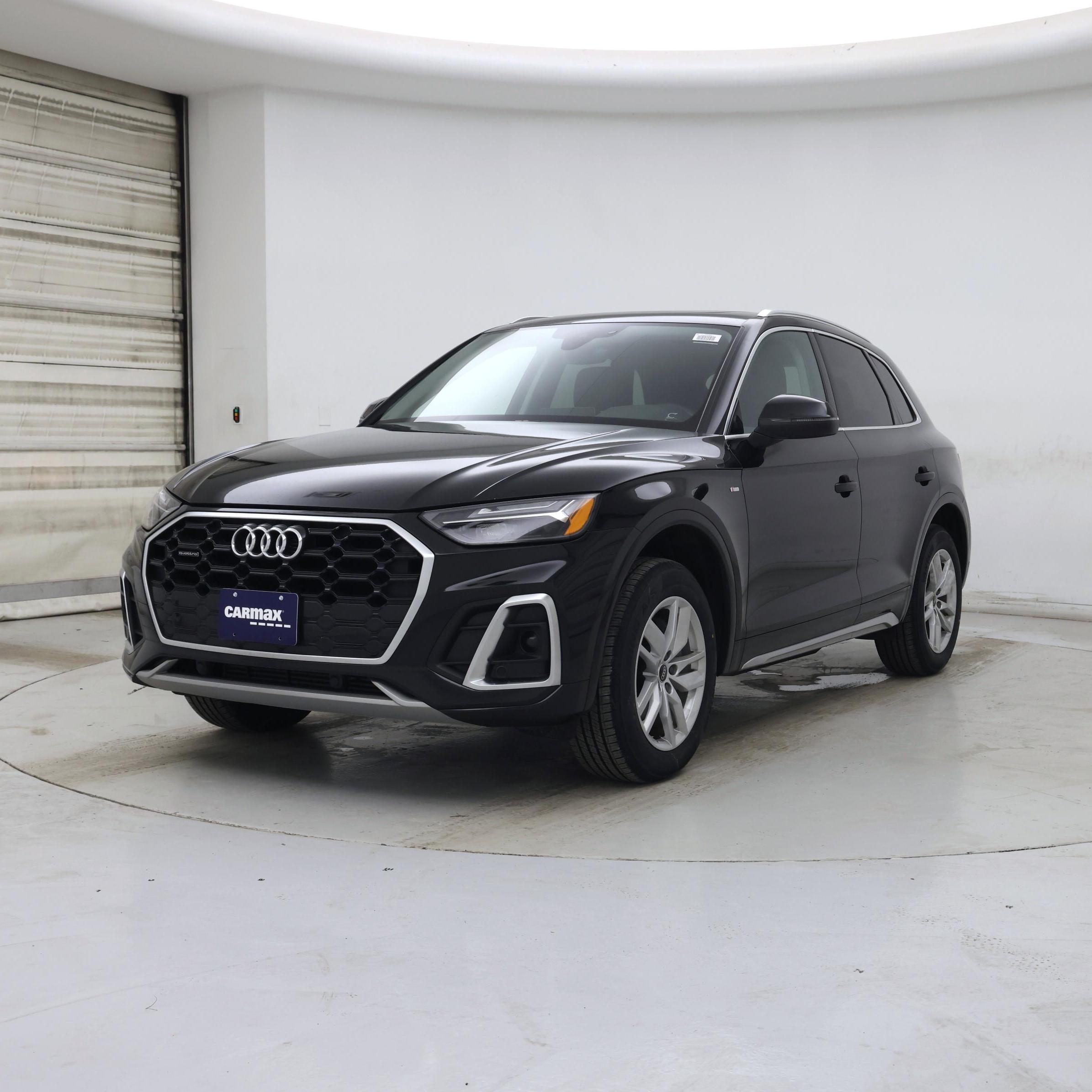 Thumbnail: 2023 Audi Q5 - 4