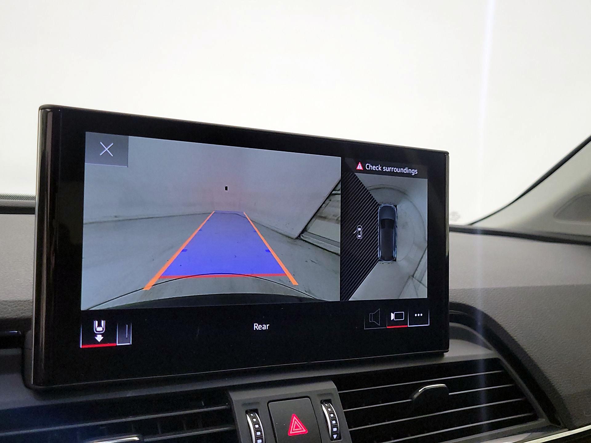 Thumbnail: 2023 Audi Q5 - 14