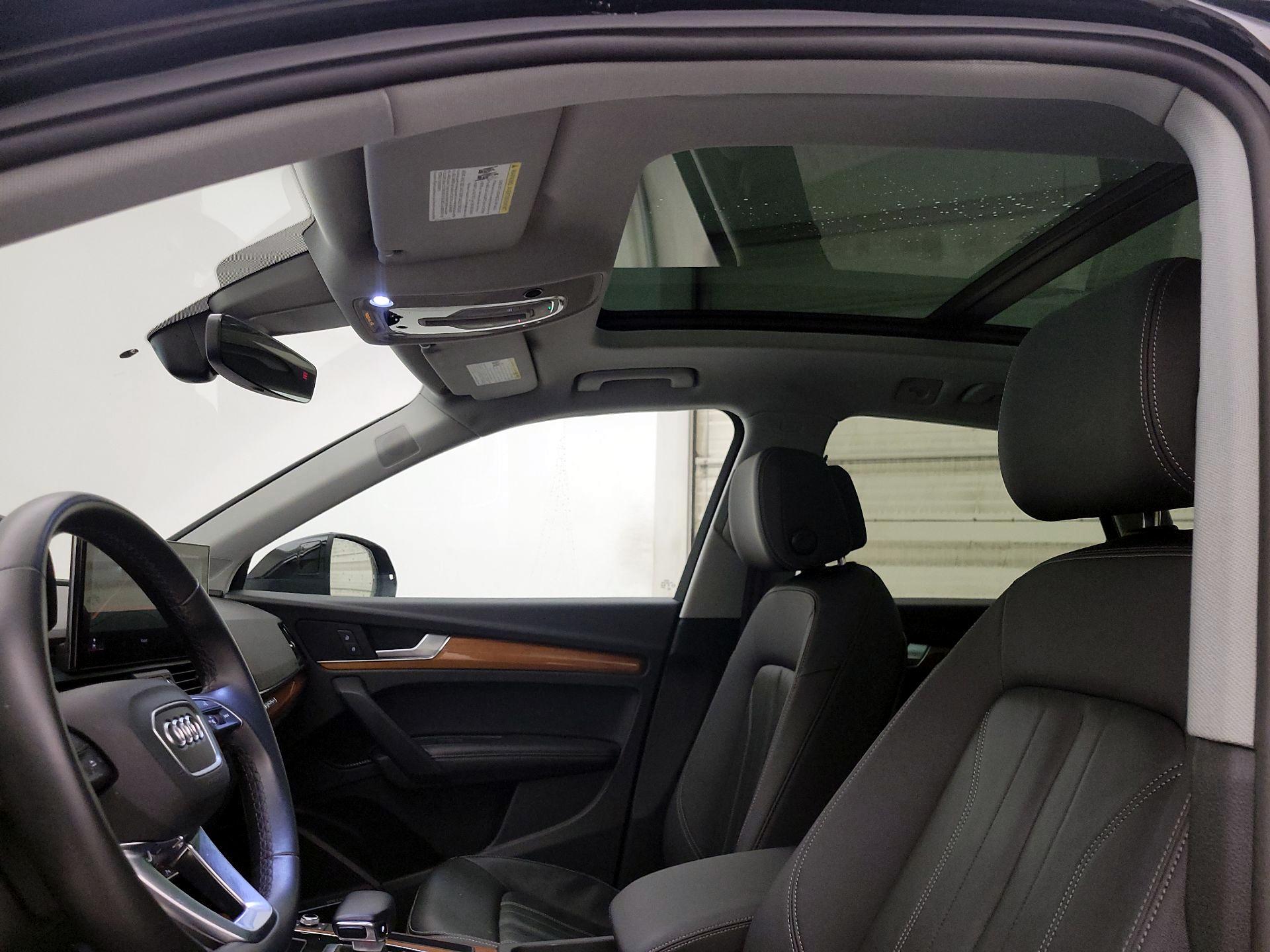 Thumbnail: 2023 Audi Q5 - 19