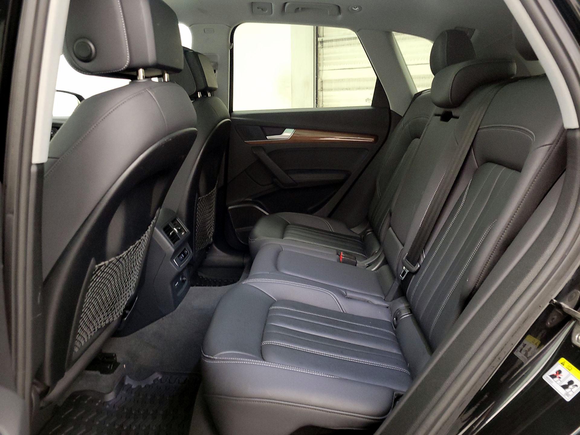 Thumbnail: 2023 Audi Q5 - 20