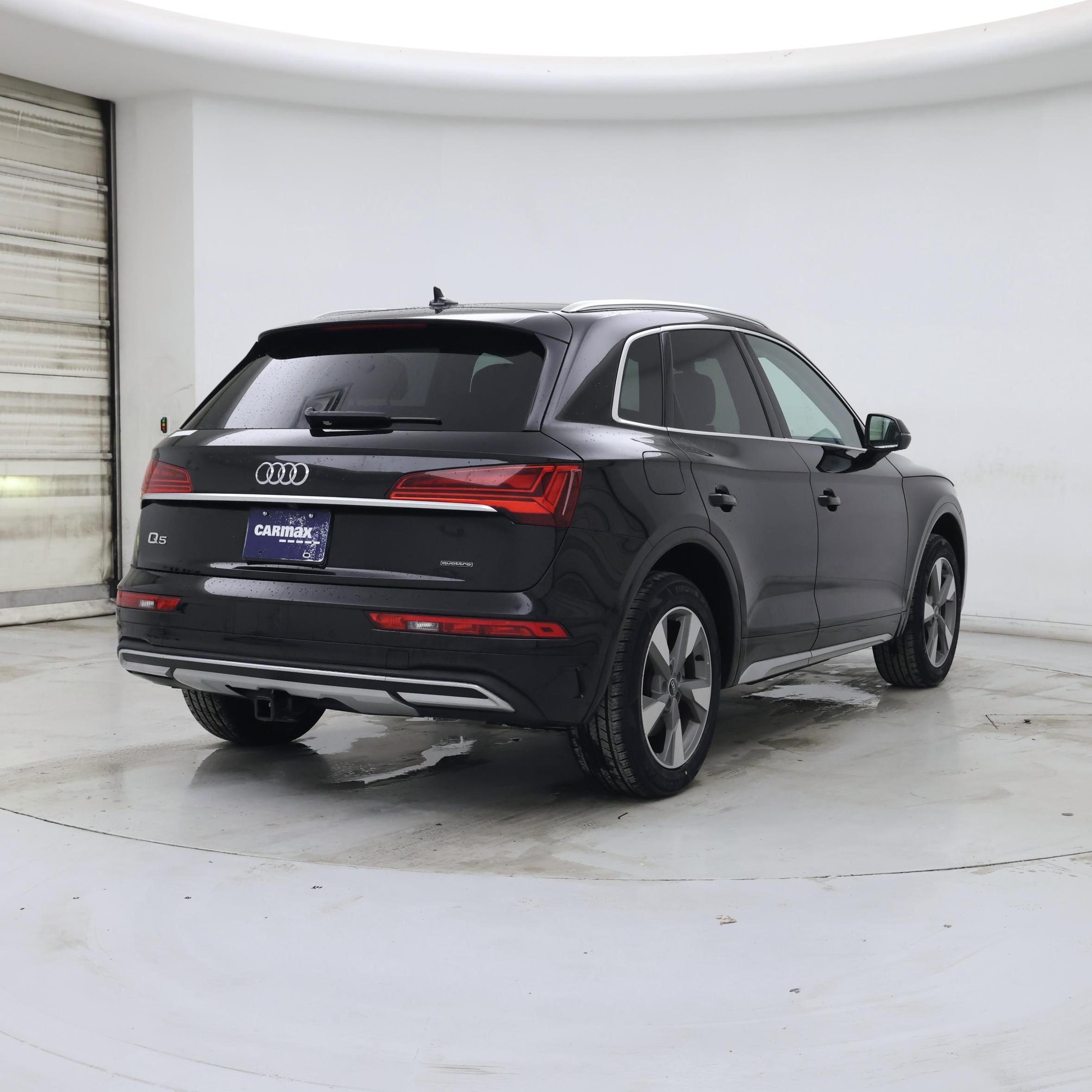 Thumbnail: 2023 Audi Q5 - 8