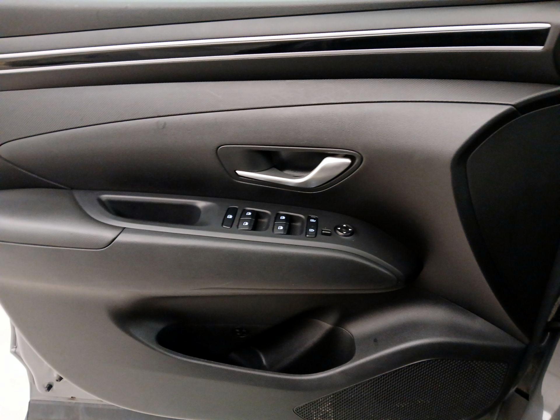 Thumbnail: 2024 Hyundai Tucson - 12