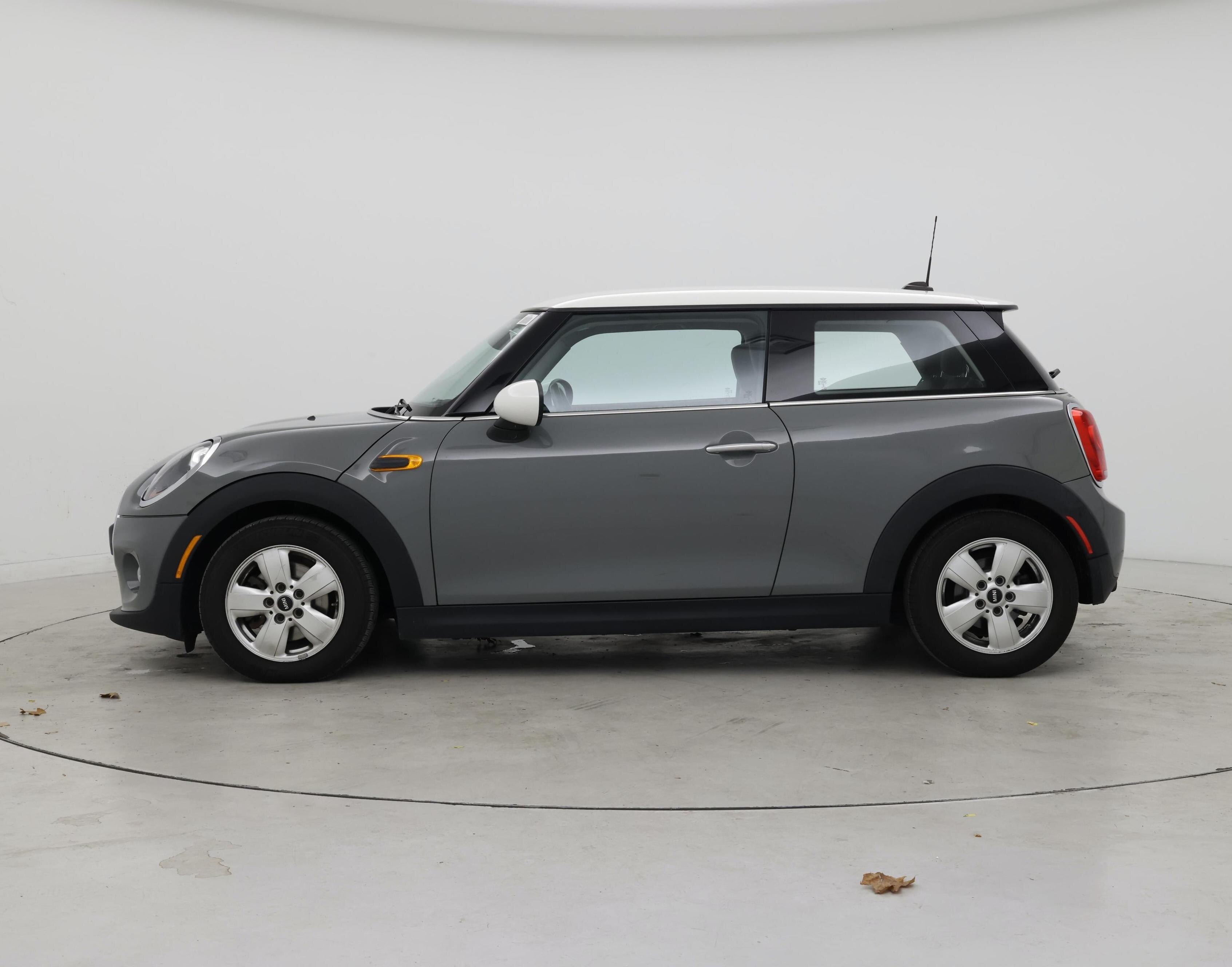 Thumbnail: 2015 MINI Cooper Hardtop - 3