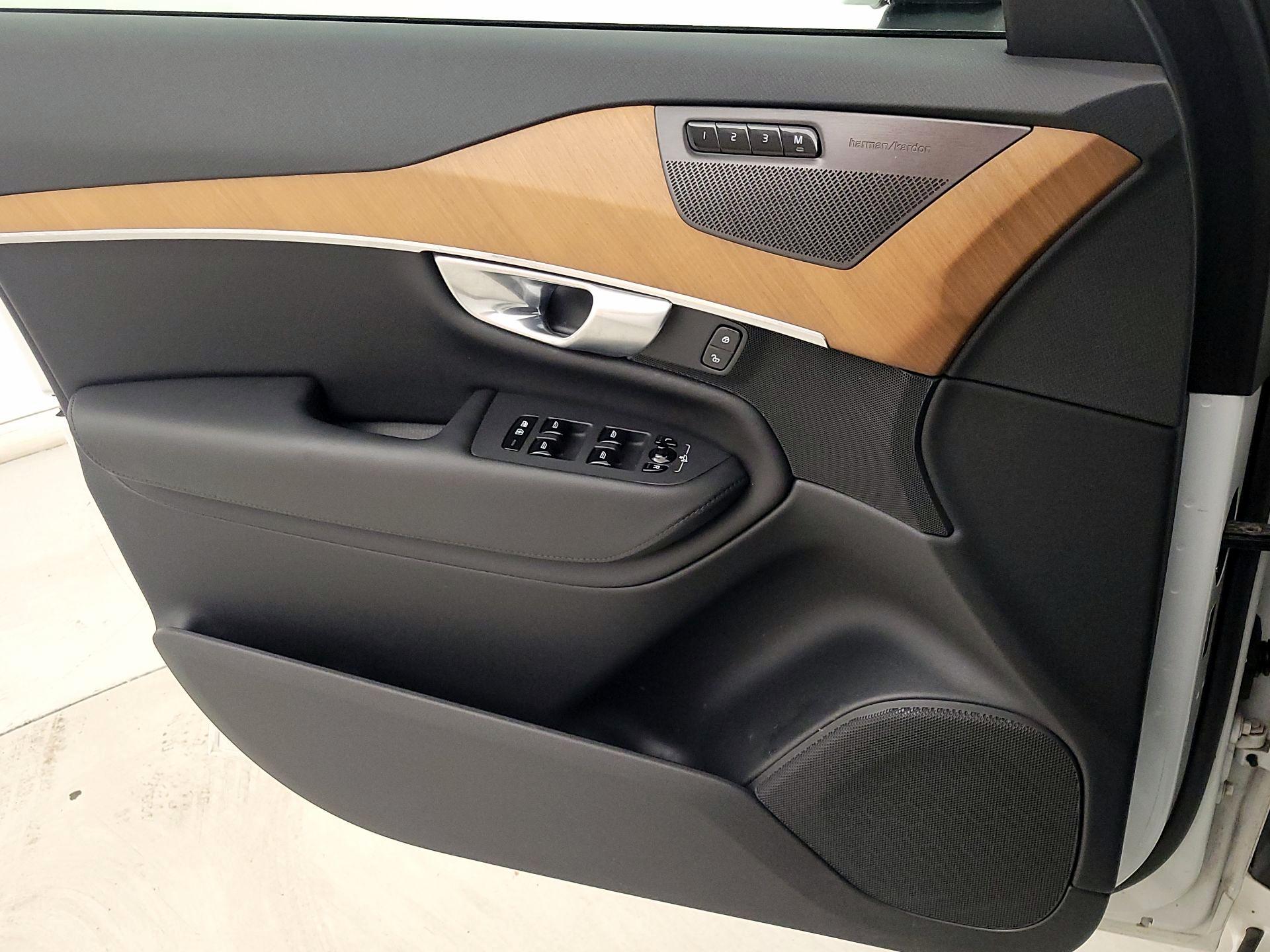 Thumbnail: 2024 Volvo XC90 - 12