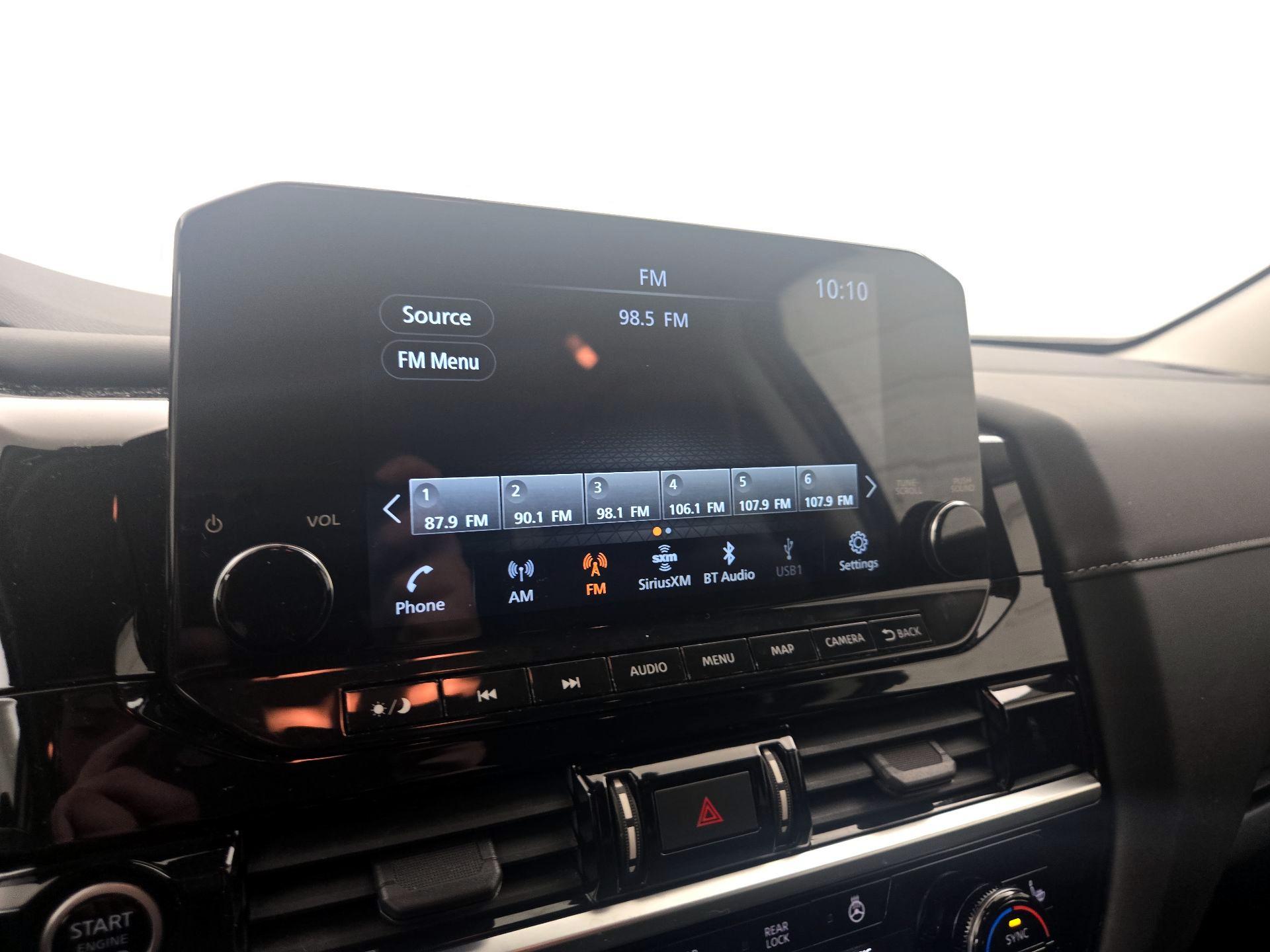 Thumbnail: 2022 Nissan Pathfinder - 16