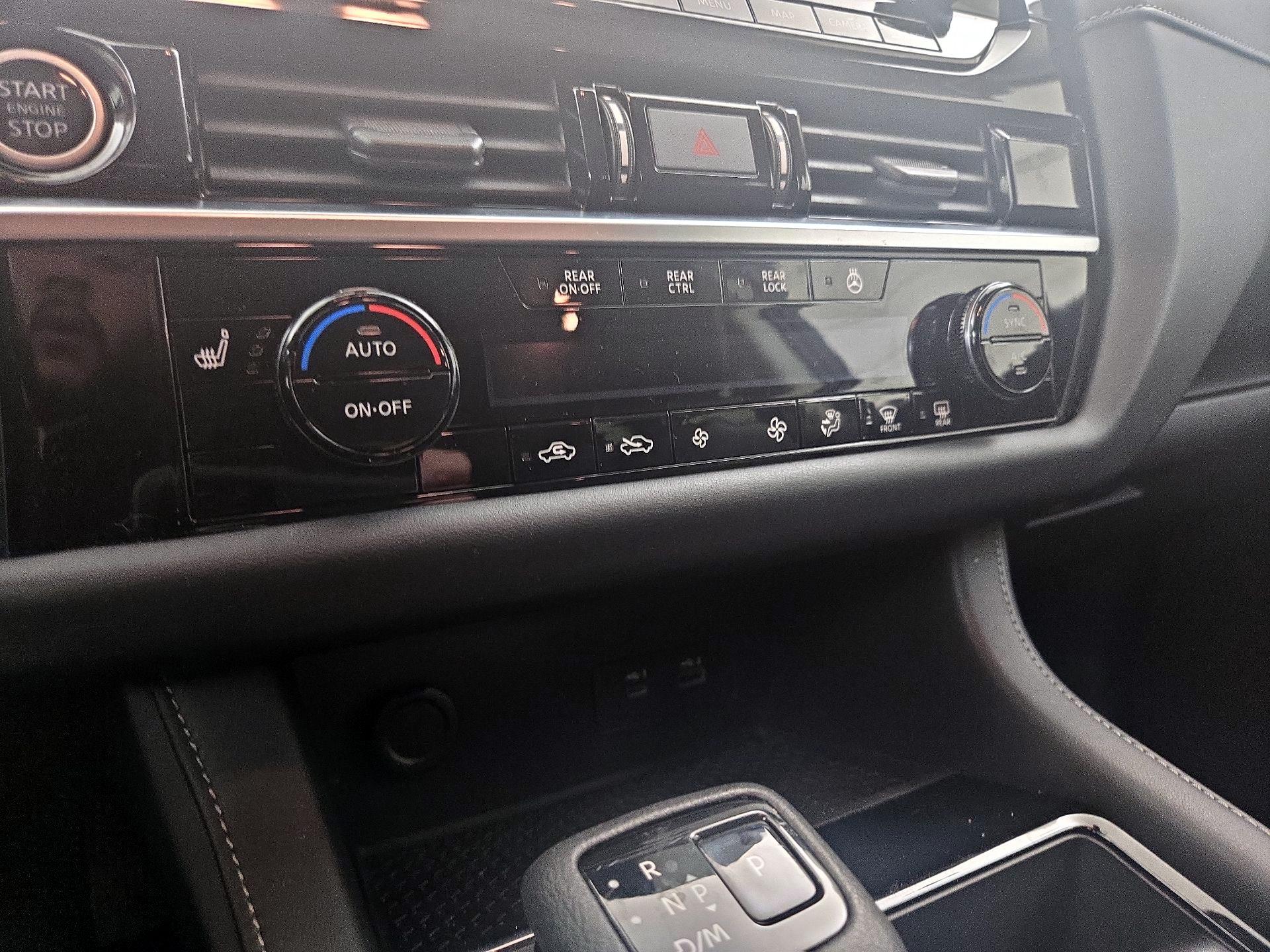 Thumbnail: 2022 Nissan Pathfinder - 17