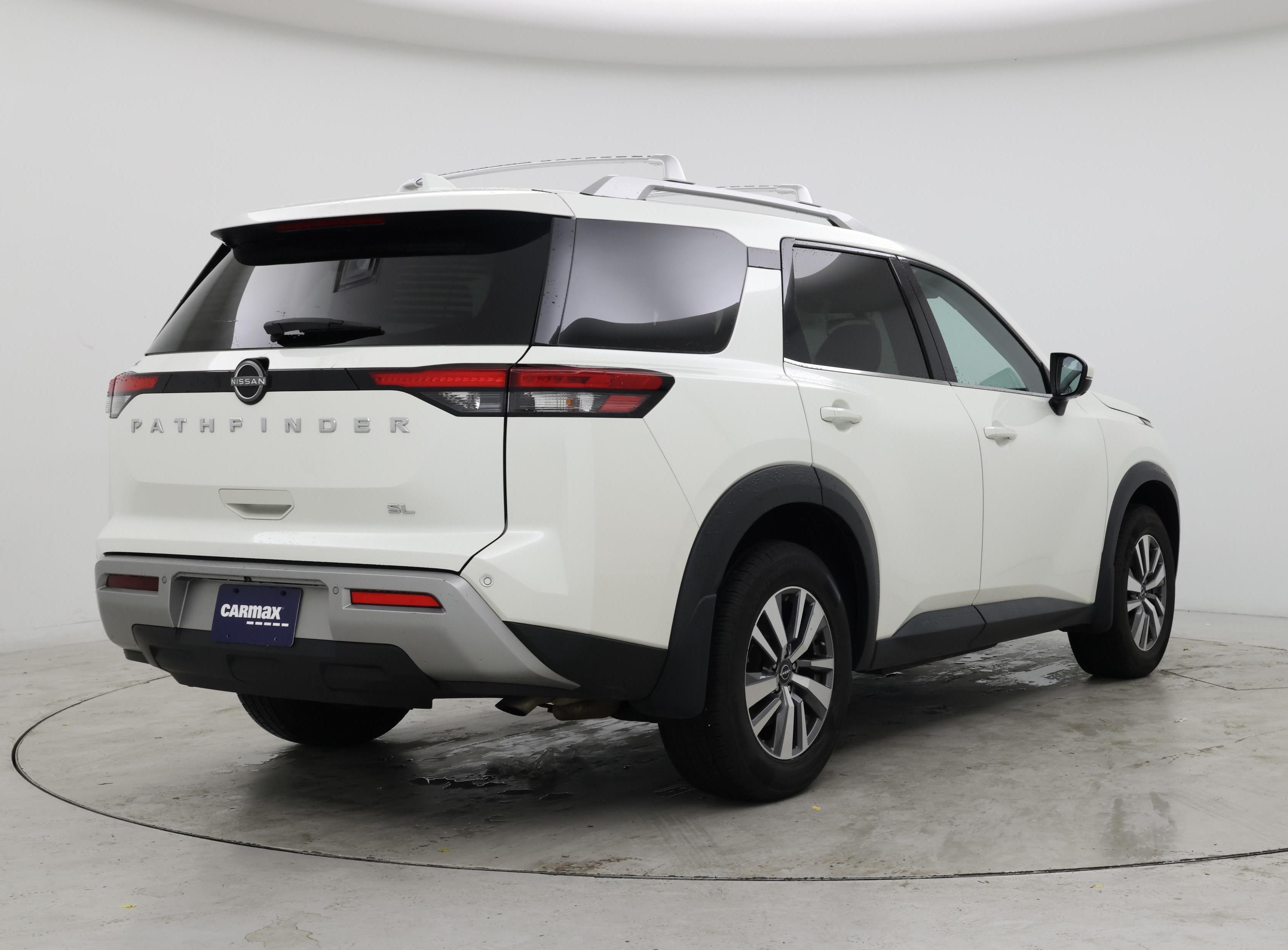 Thumbnail: 2022 Nissan Pathfinder - 8