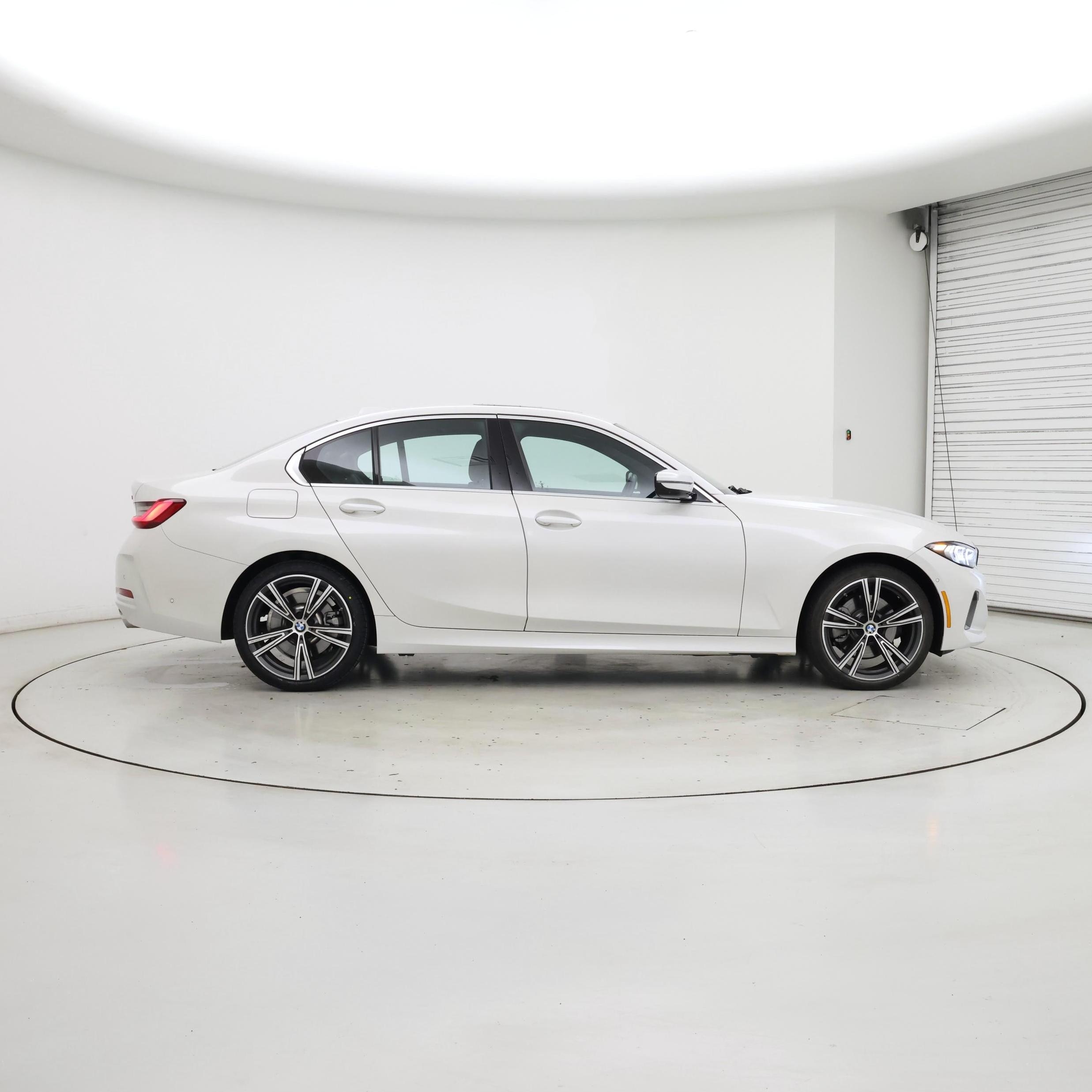 Thumbnail: 2024 BMW 3 Series - 7