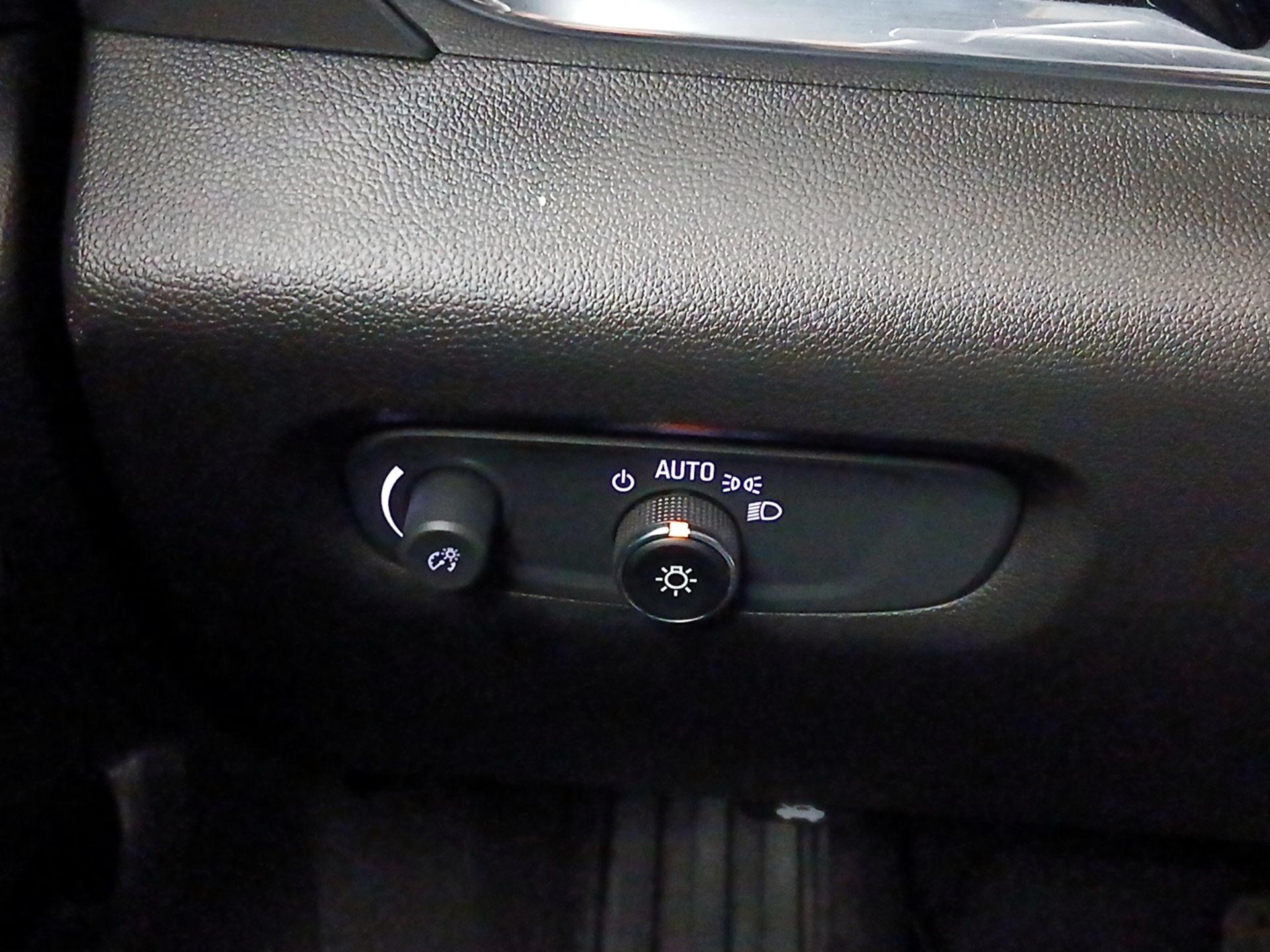 Thumbnail: 2023 Chevrolet Traverse - 13