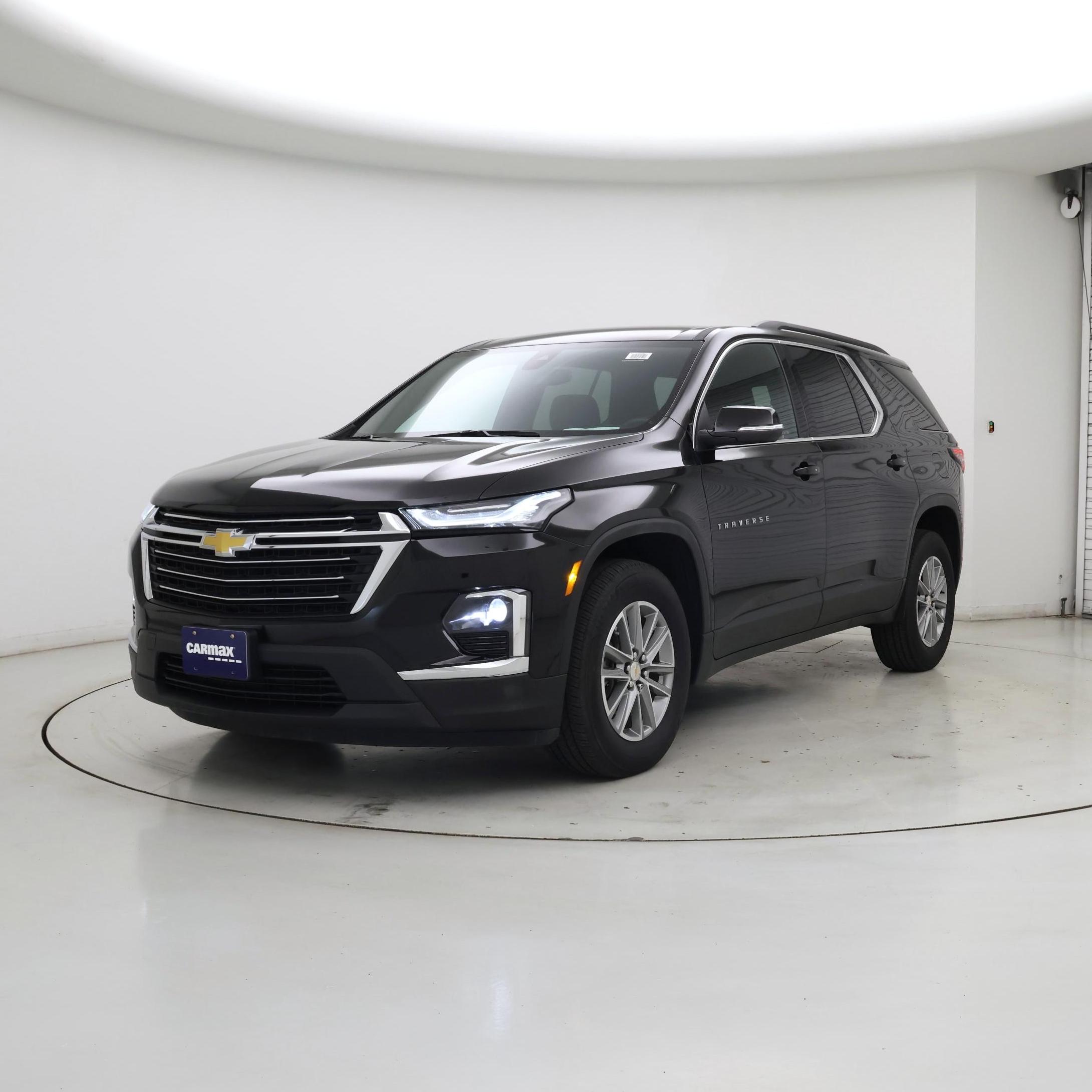 Thumbnail: 2023 Chevrolet Traverse - 4