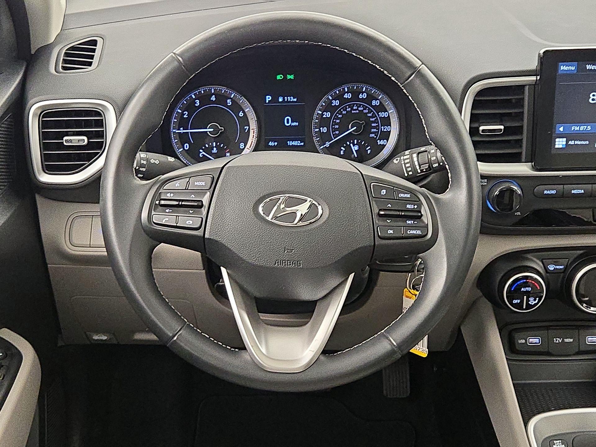 Thumbnail: 2022 Hyundai Venue - 10